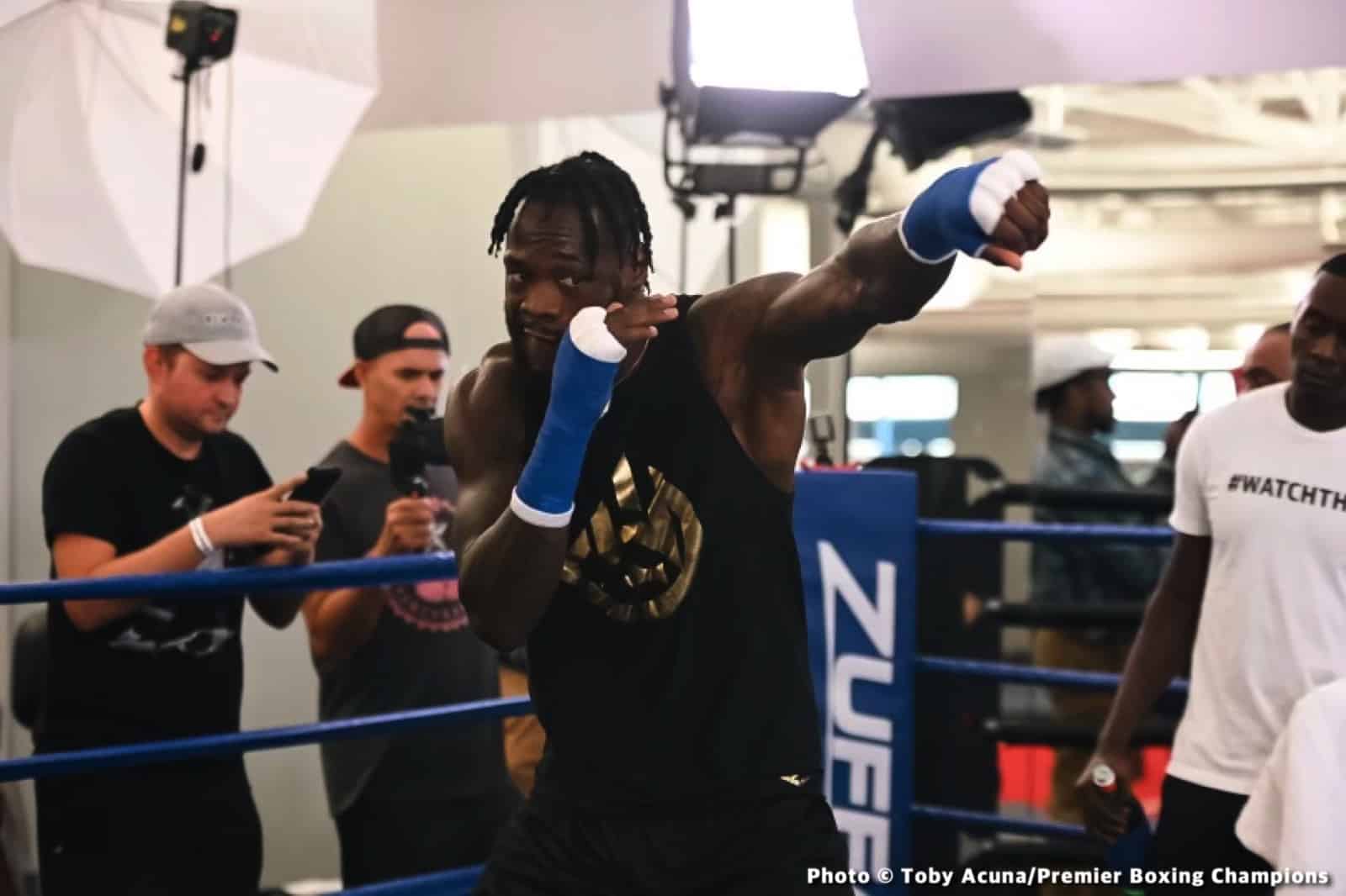 Deontay Wilder boxing image / photo