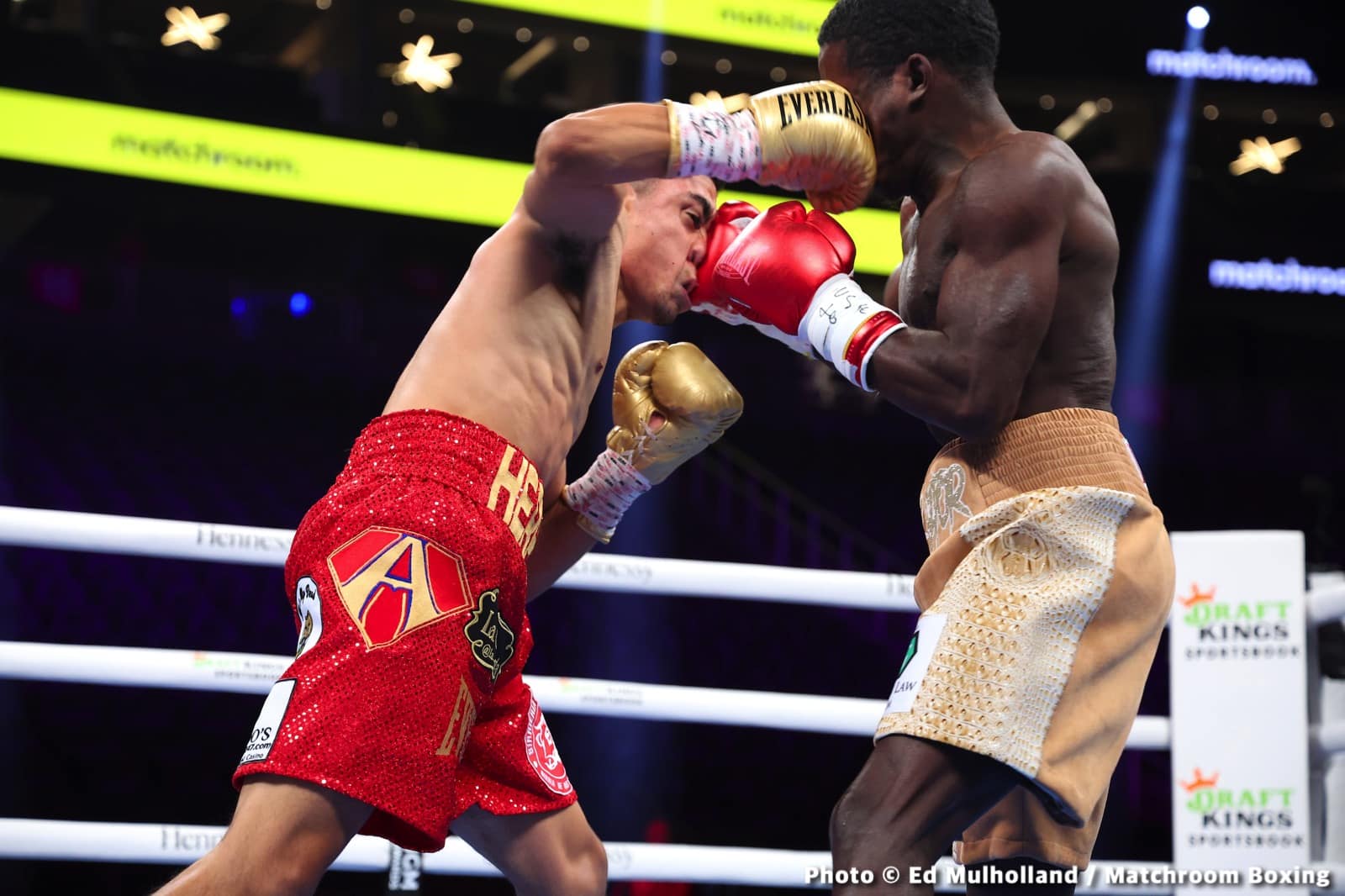 Canelo Alvarez vs. Gennadiy Golovkin - live action results for trilogy fight