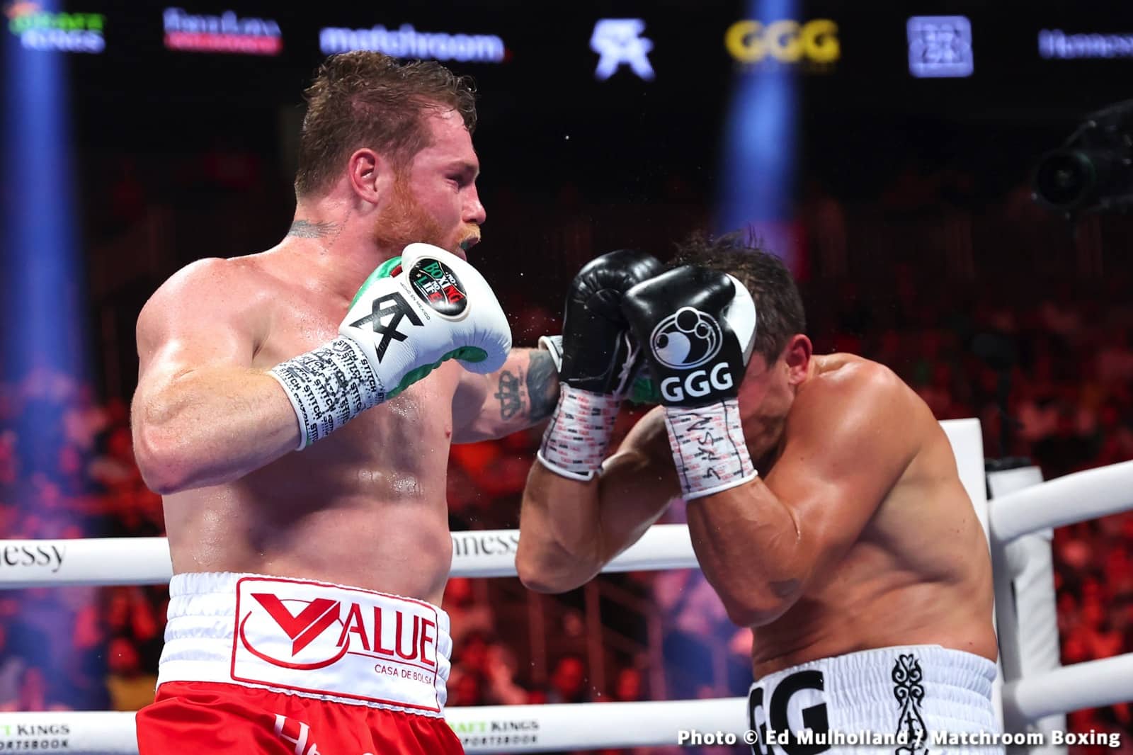 Boxing photo: Canelo Alvarez, Gennadiy Golovkin, Jesse ‘Bam’ Rodriguez image Canelo Alvarez vs. Gennadiy Golovkin - live action results for trilogy fight