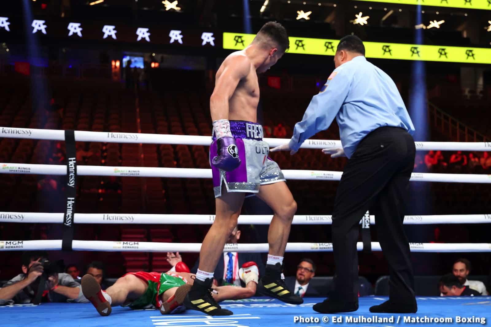 Canelo Alvarez vs. Gennadiy Golovkin - live action results for trilogy fight