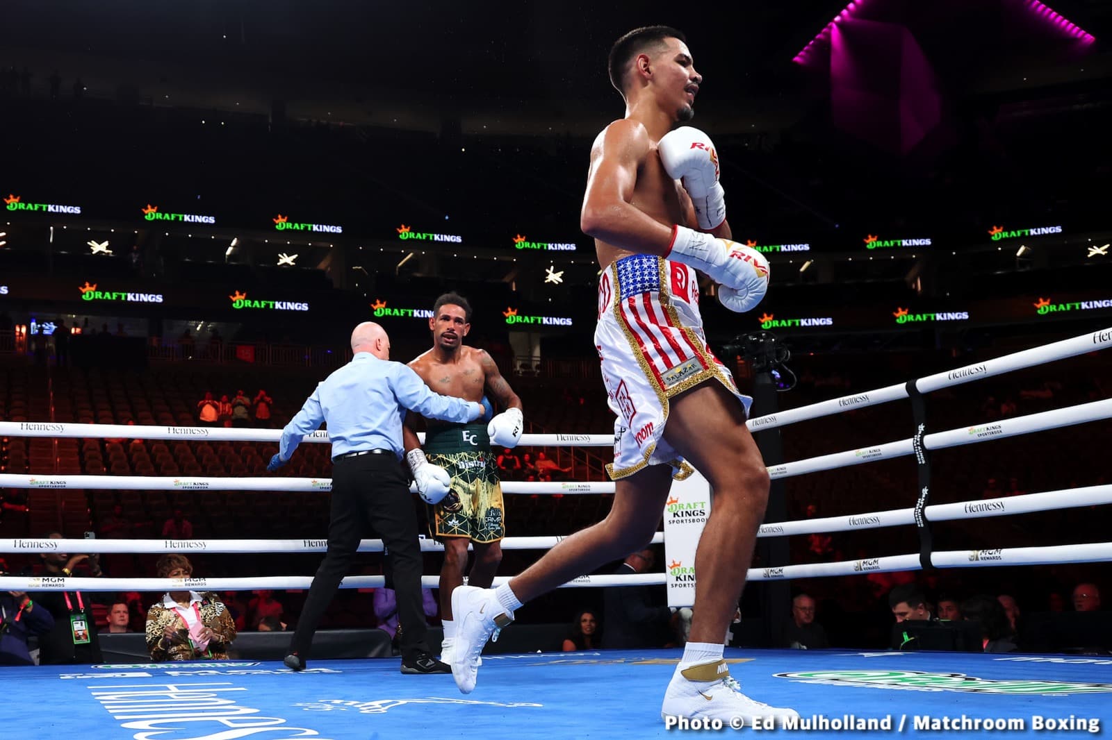 Canelo Alvarez vs. Gennadiy Golovkin - live action results for trilogy fight