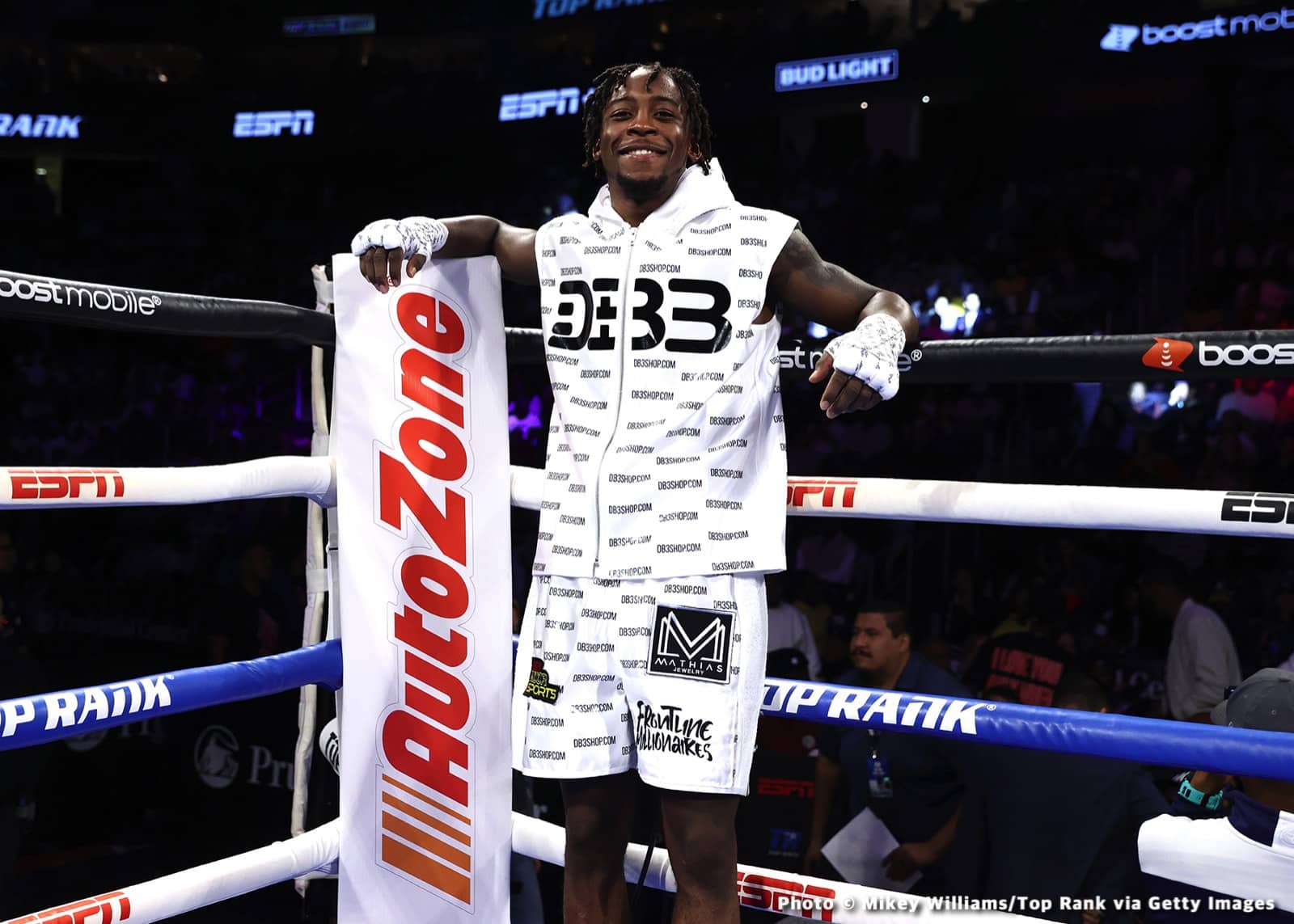 Boxing photo: Robson Conceição, Shakur Stevenson image Shakur Stevenson dominates Conceicao - Boxing Results