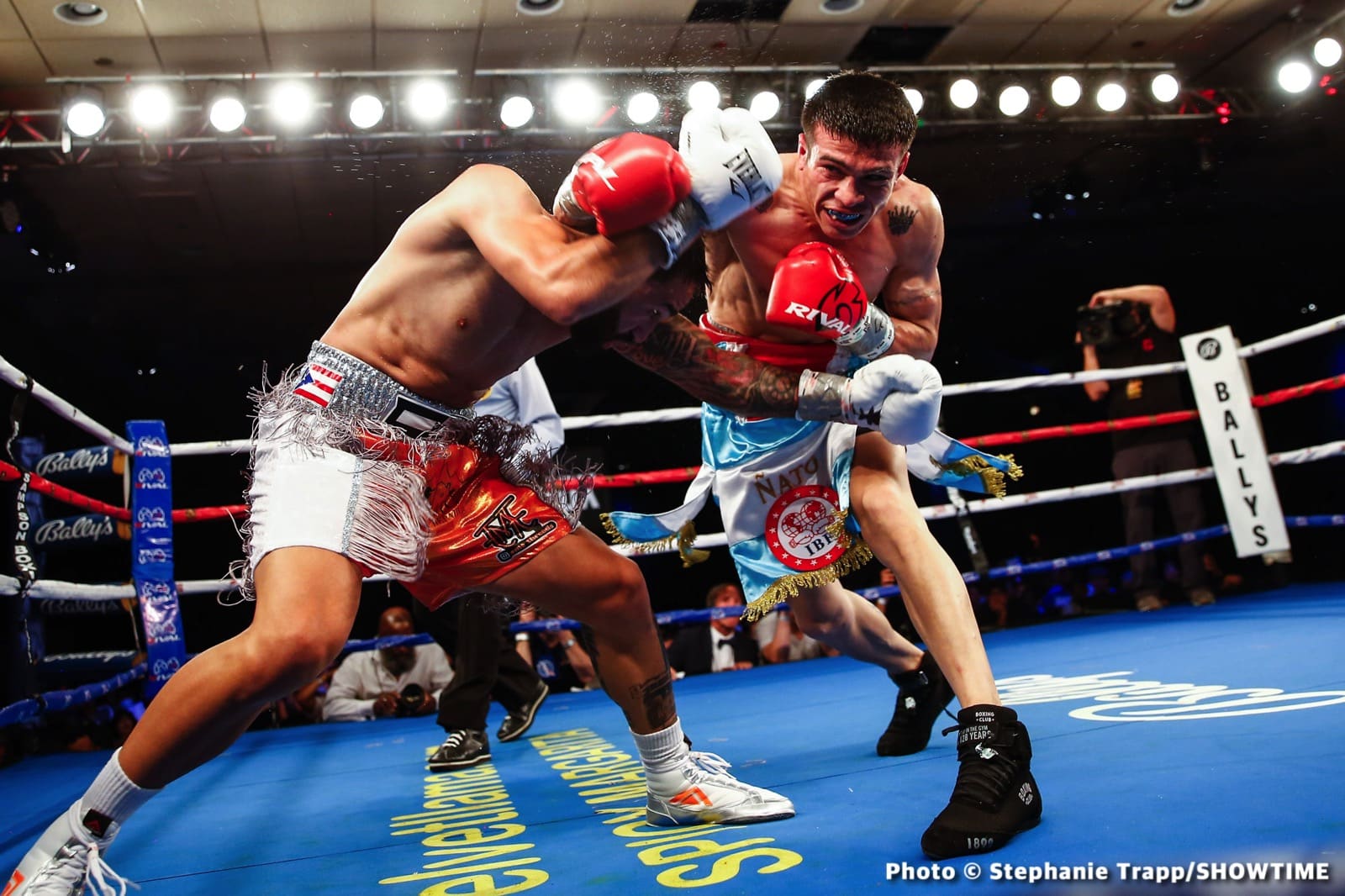 Joseph Adorno defeats Hugo Alberto Roldan - Boxing Results