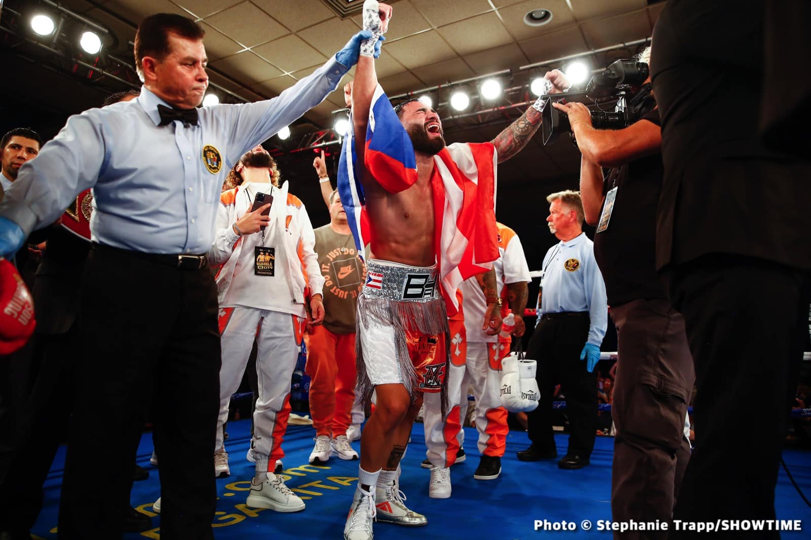Joseph Adorno defeats Hugo Alberto Roldan - Boxing Results