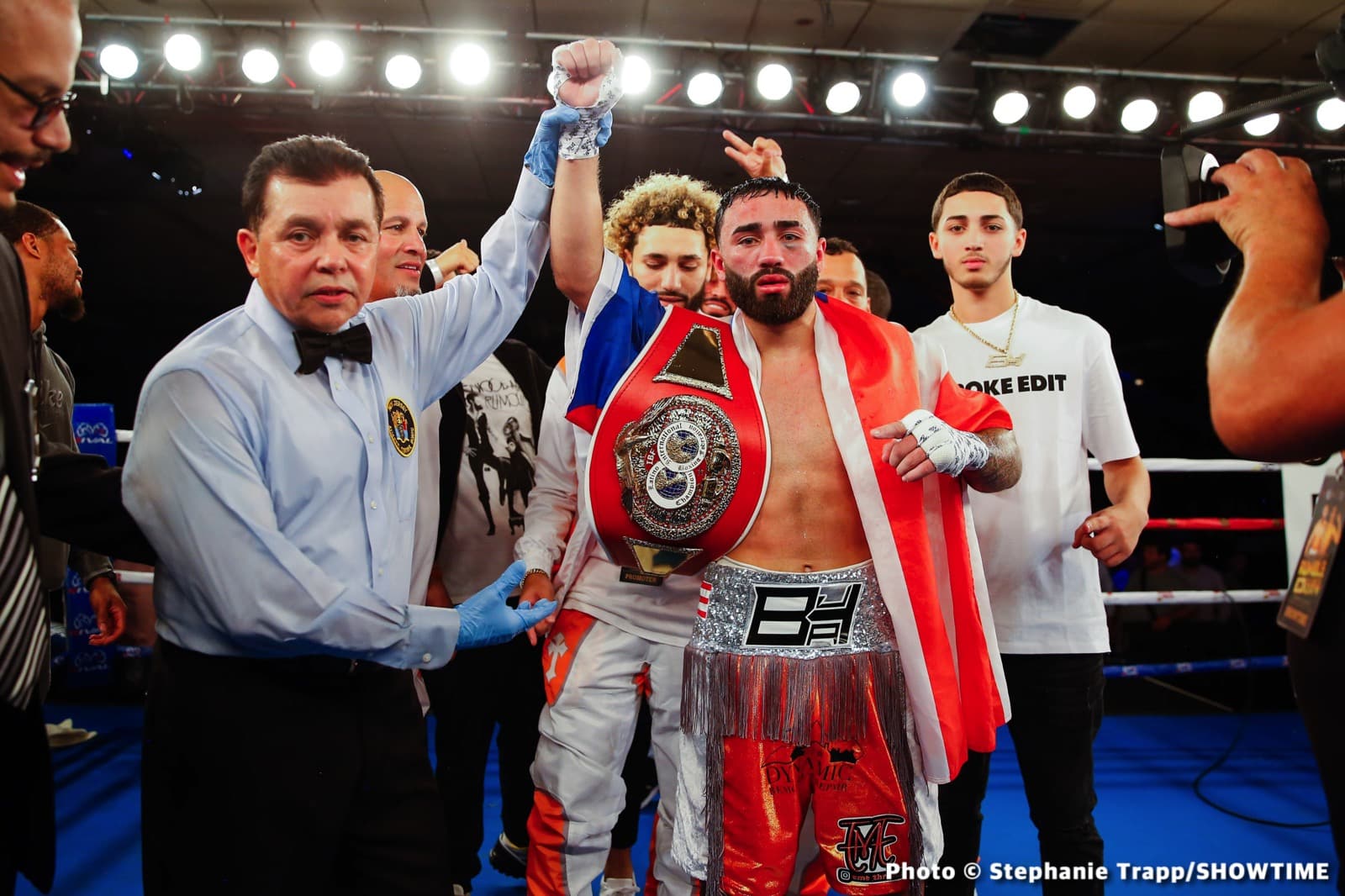 Joseph Adorno defeats Hugo Alberto Roldan - Boxing Results