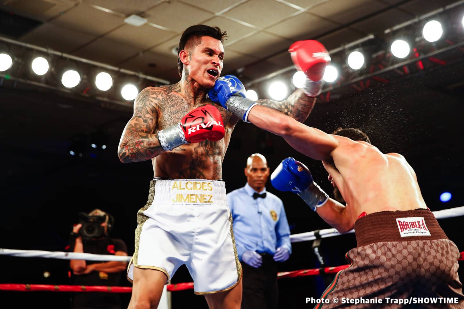 Joseph Adorno defeats Hugo Alberto Roldan - Boxing Results
