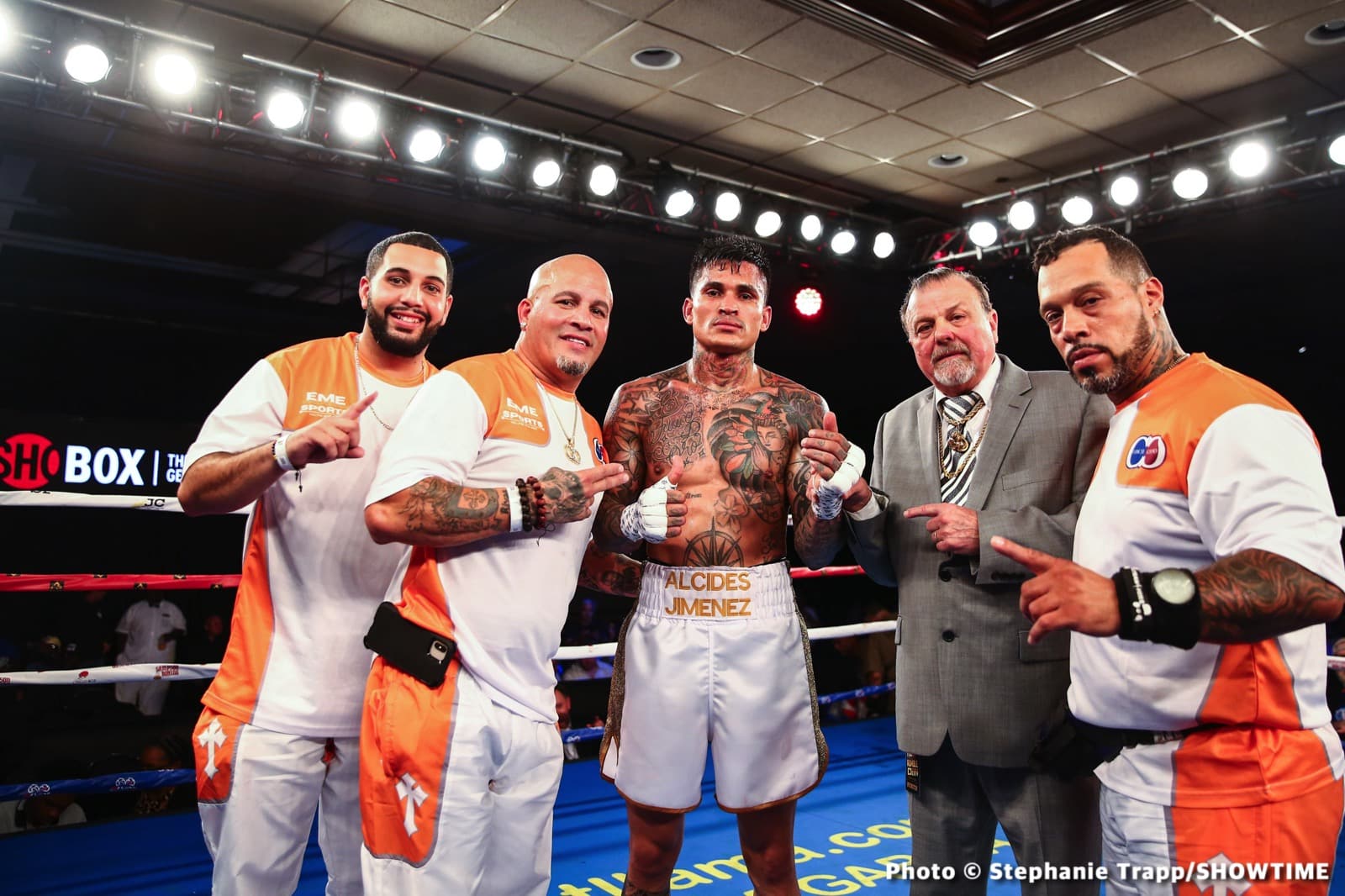 Joseph Adorno defeats Hugo Alberto Roldan - Boxing Results