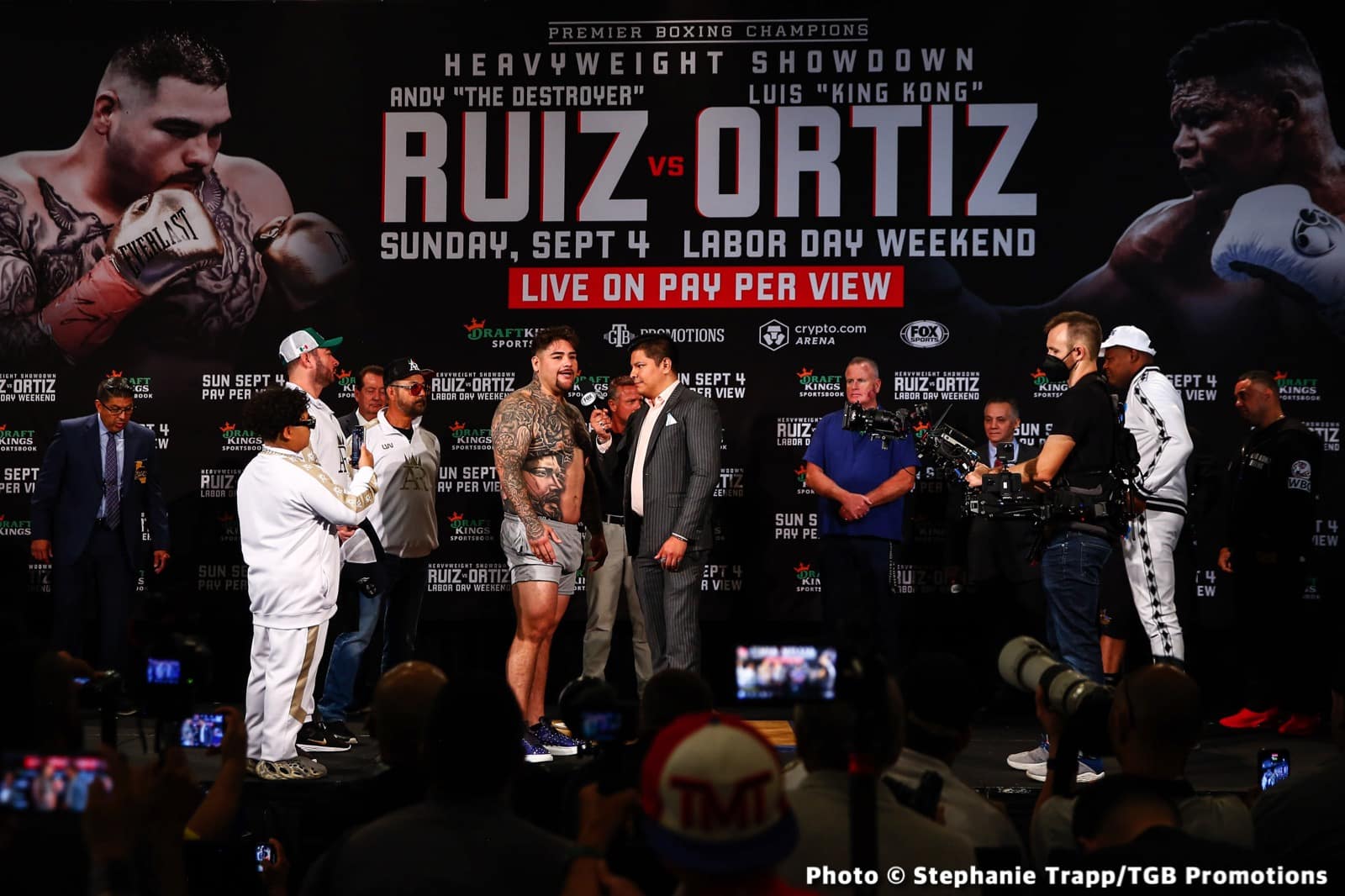 Boxing photo: Andy Ruiz Jr, Eduardo Ramirez, Isaac 'Pitbull' Cruz, Jose Valenzuela, Luis Ortiz image Andy Ruiz Jr vs. Luis Ortiz - weights