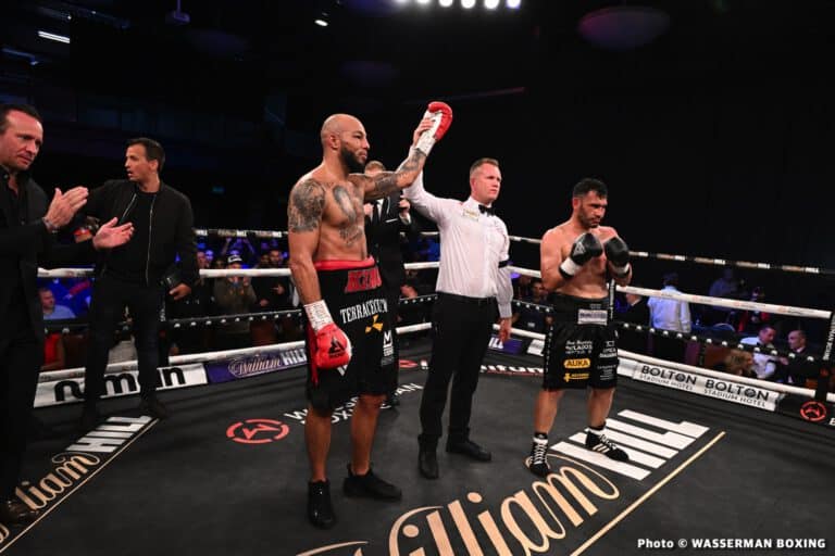 Lyndon Arthur stops Sequeira In Bolton - Boxing Results