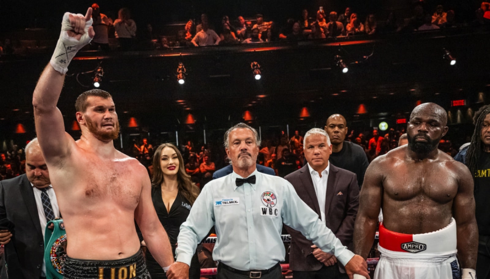 Arslanbek Makhmudov defeats Carlos Takam - Boxing Results