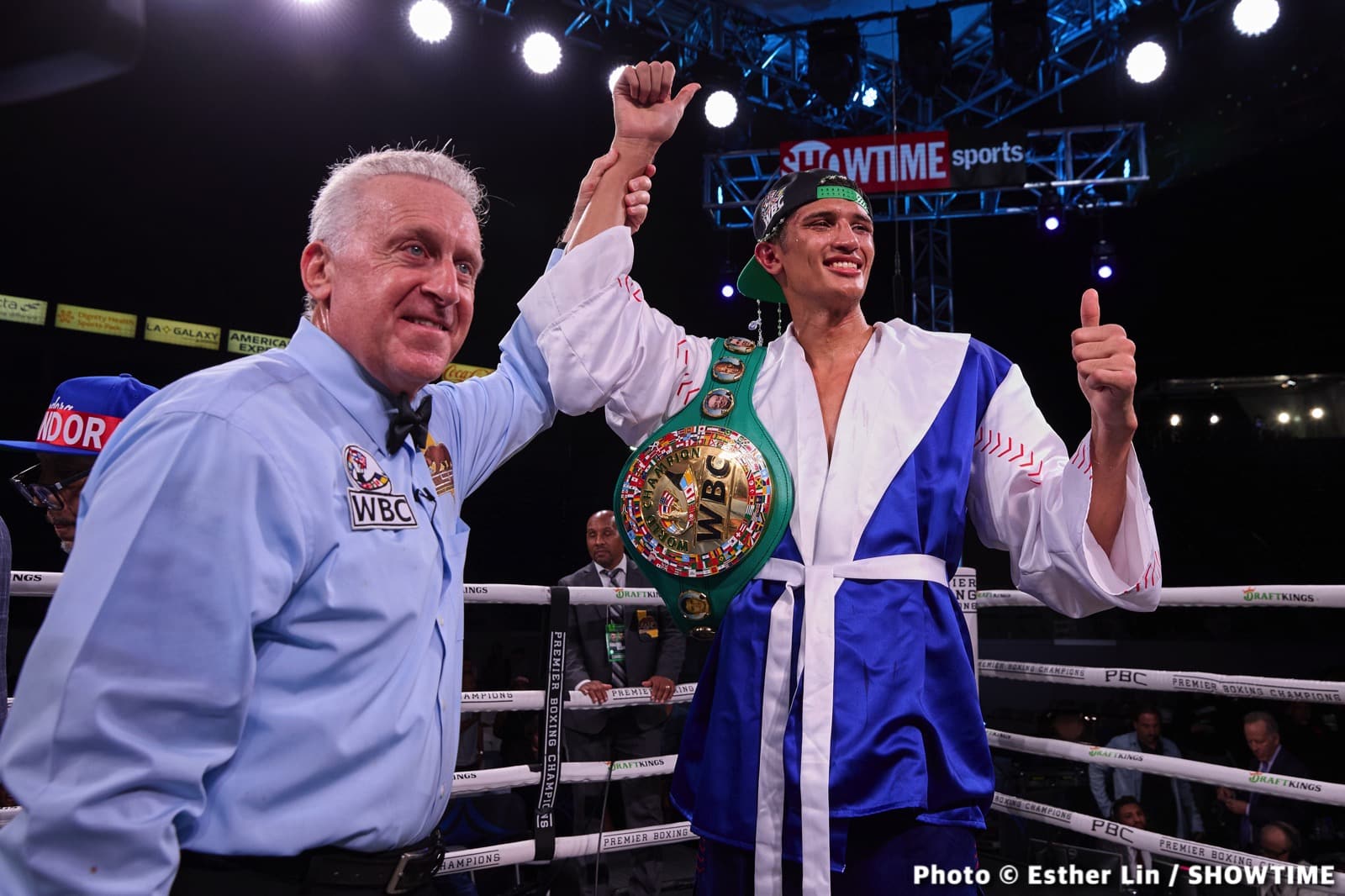 Boxing photo: Carlos Ocampo, Sebastian Fundora image Sebastian Fundora defeats Carlos Ocampo - Boxing Results