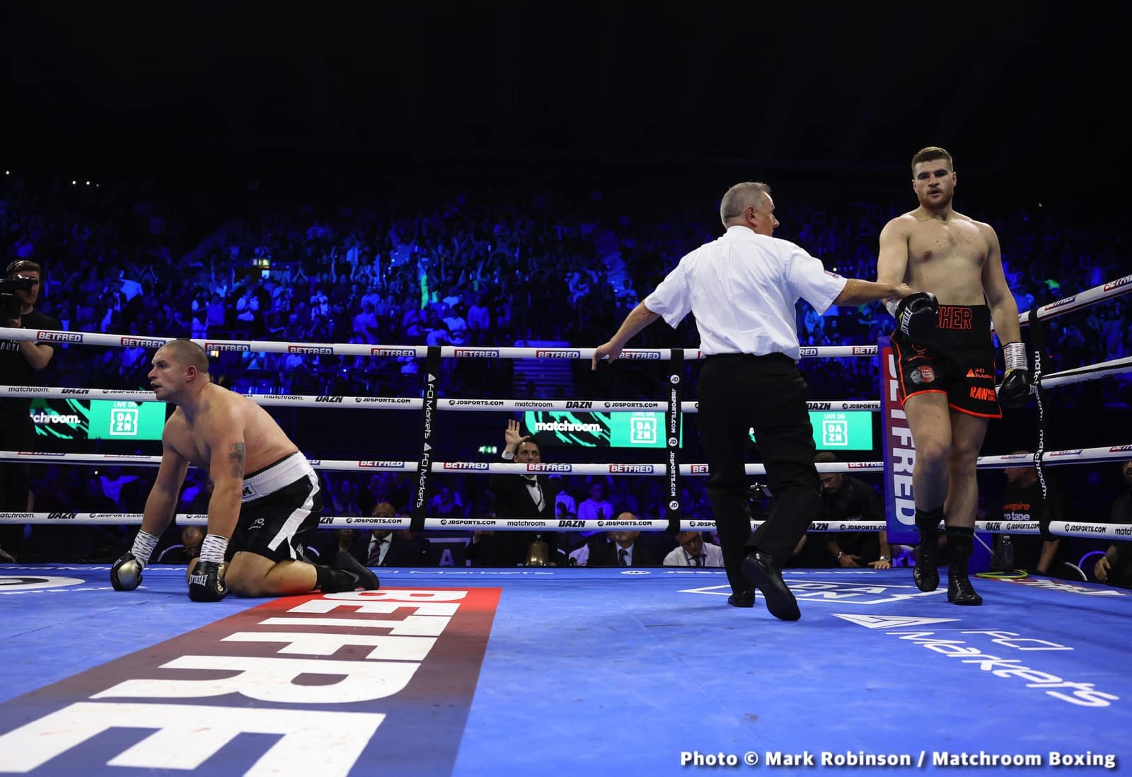 Johnny Fisher Blasts Through Musil To Go To 7-0 - Boxing Results