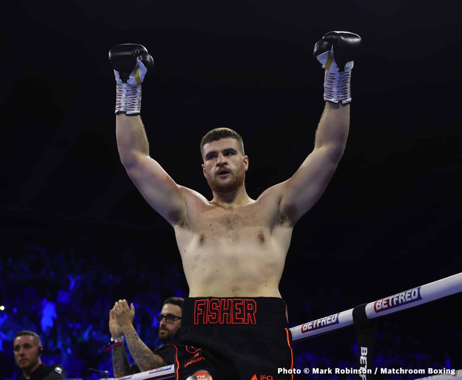 Johnny Fisher Blasts Through Musil To Go To 7-0 - Boxing Results