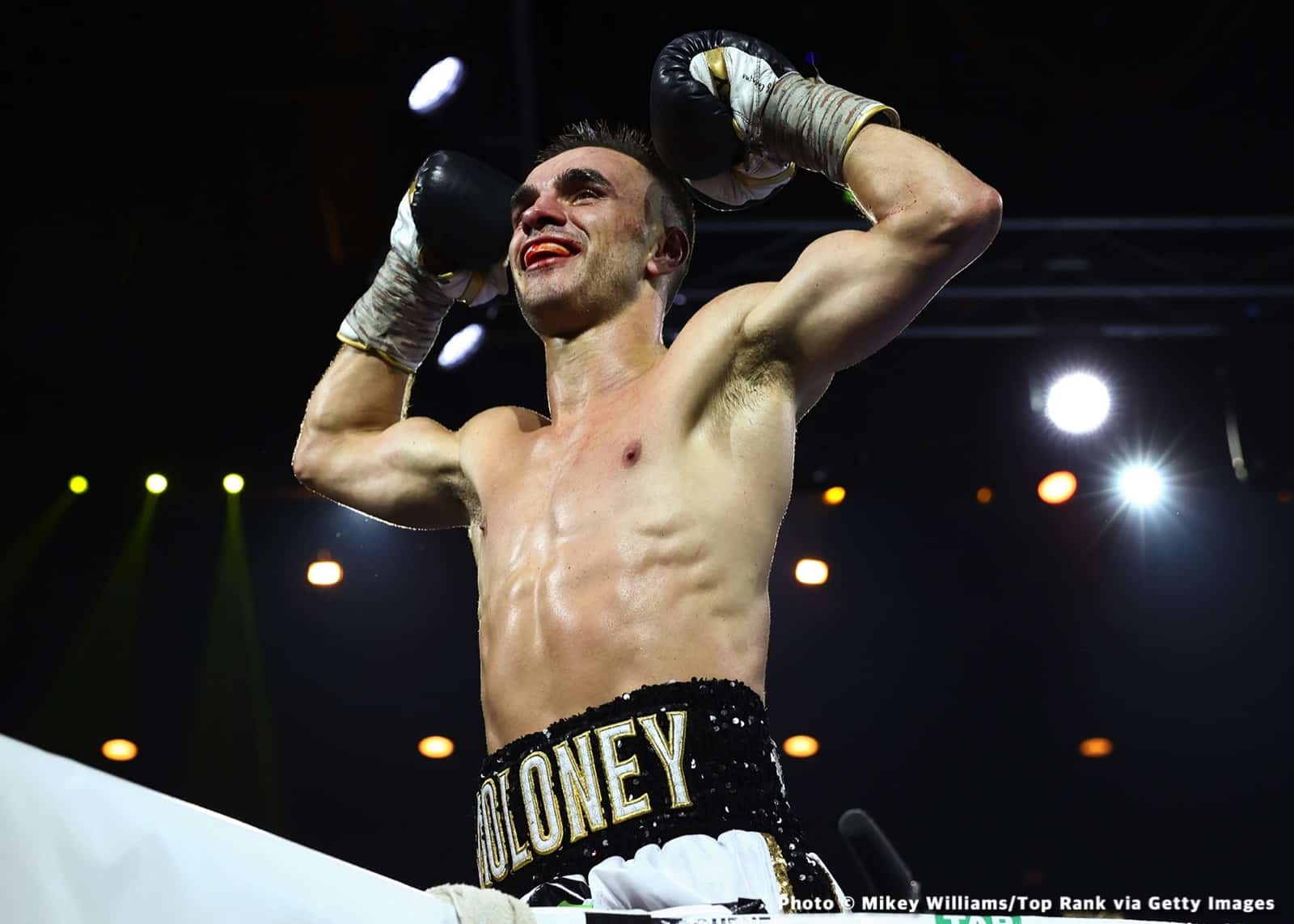 Haney Dominates Kambosos to Retain Undisputed Lightweight Tite!