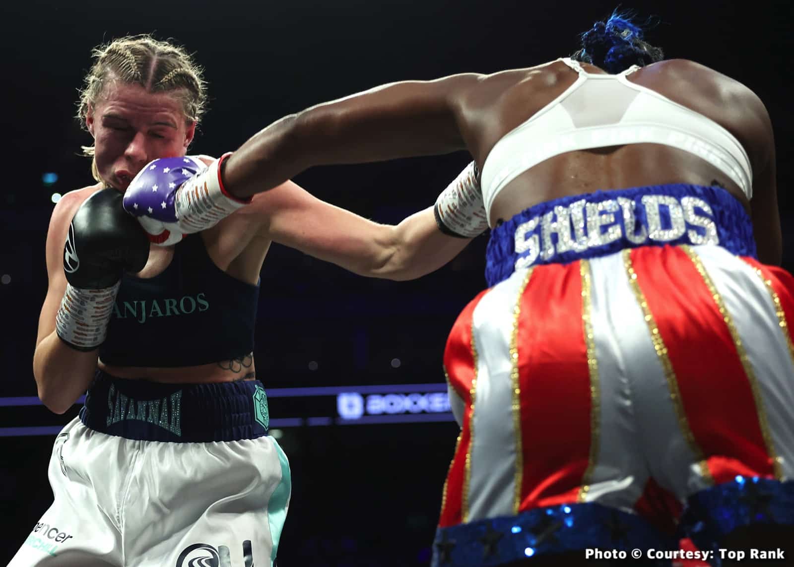 Claressa Shields Wins UD Over Savannah Marshall - Boxing Results