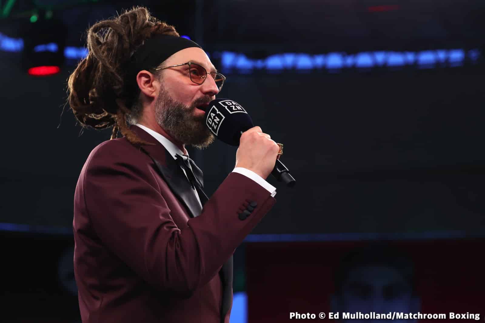 Mauricio Lara destroys Jose Sanmartin - Boxing Results