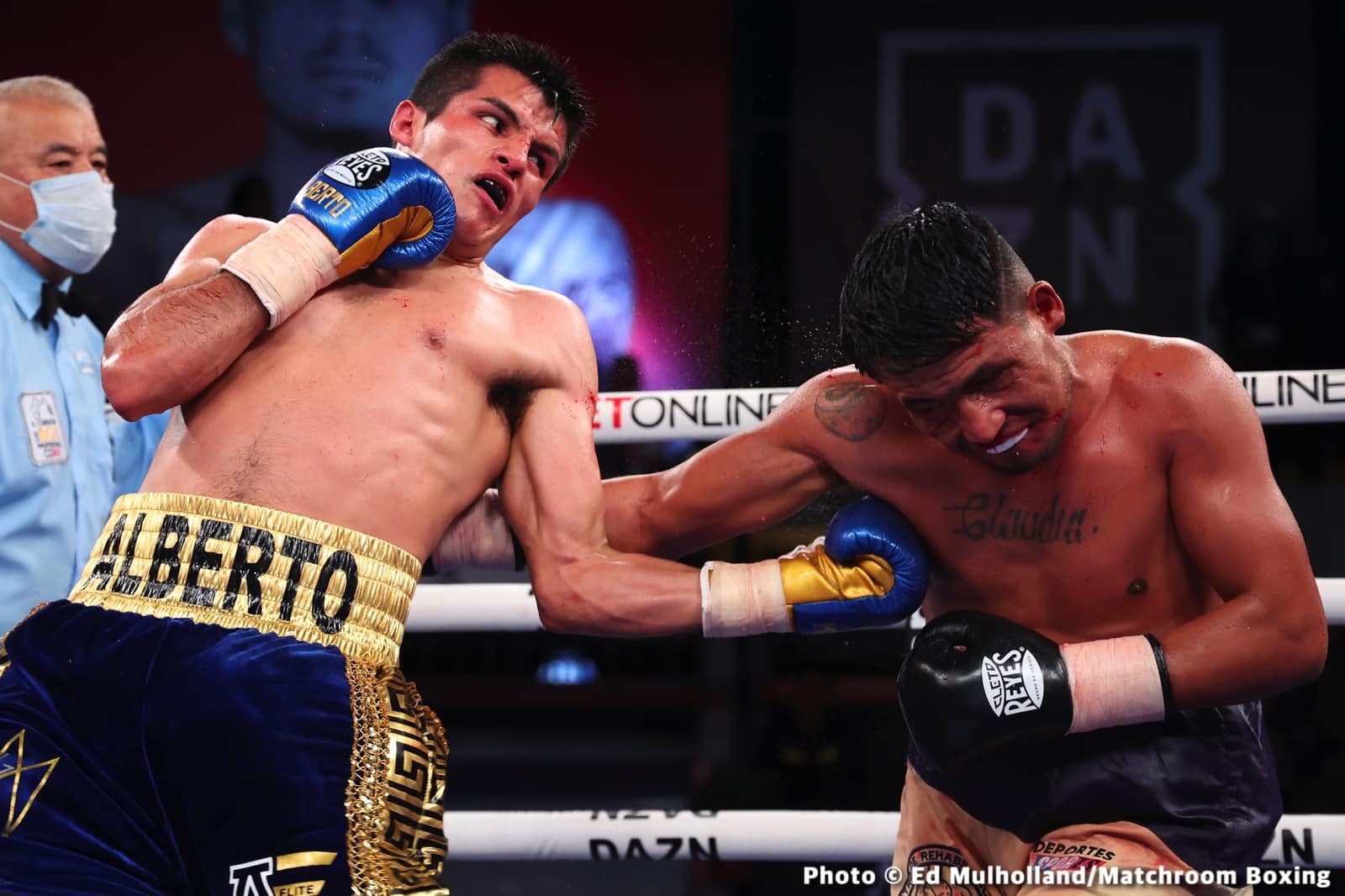 Mauricio Lara destroys Jose Sanmartin - Boxing Results