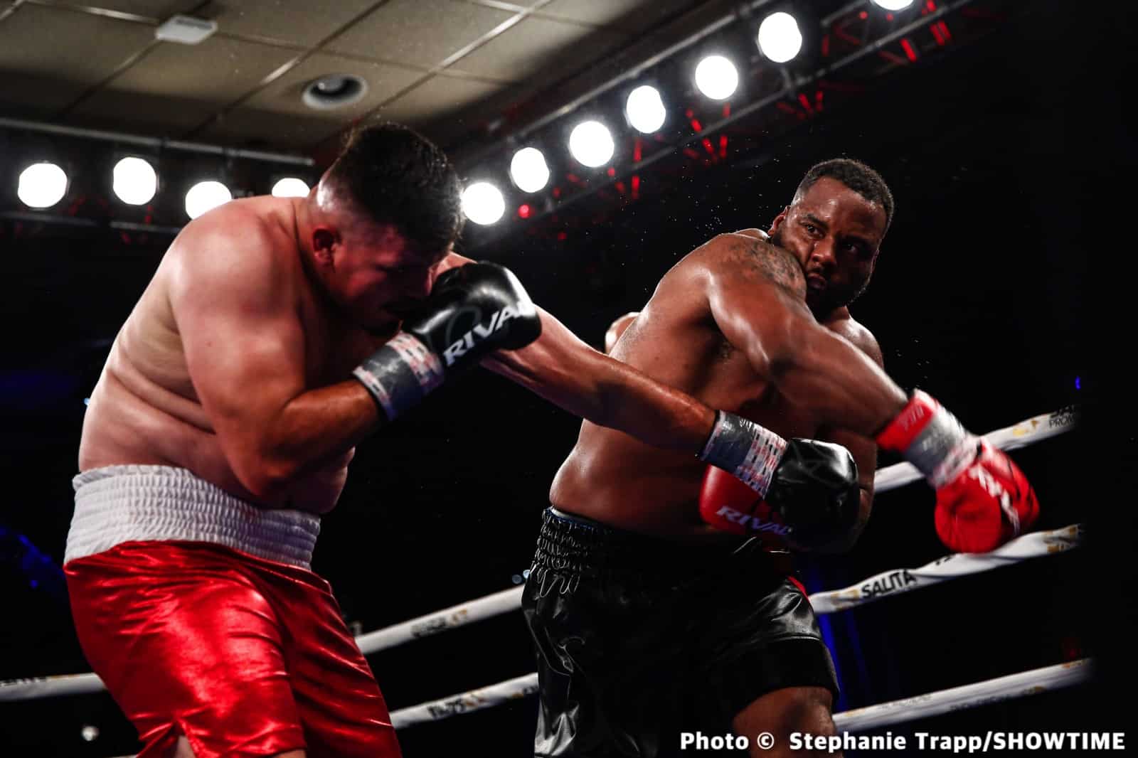 Sena Agbeko Upsets Top Prospect Isaiah Steen - Boxing Results