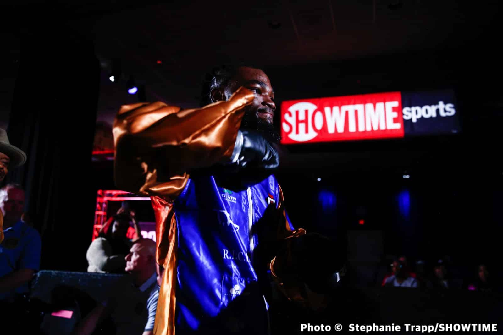 Sena Agbeko Upsets Top Prospect Isaiah Steen - Boxing Results