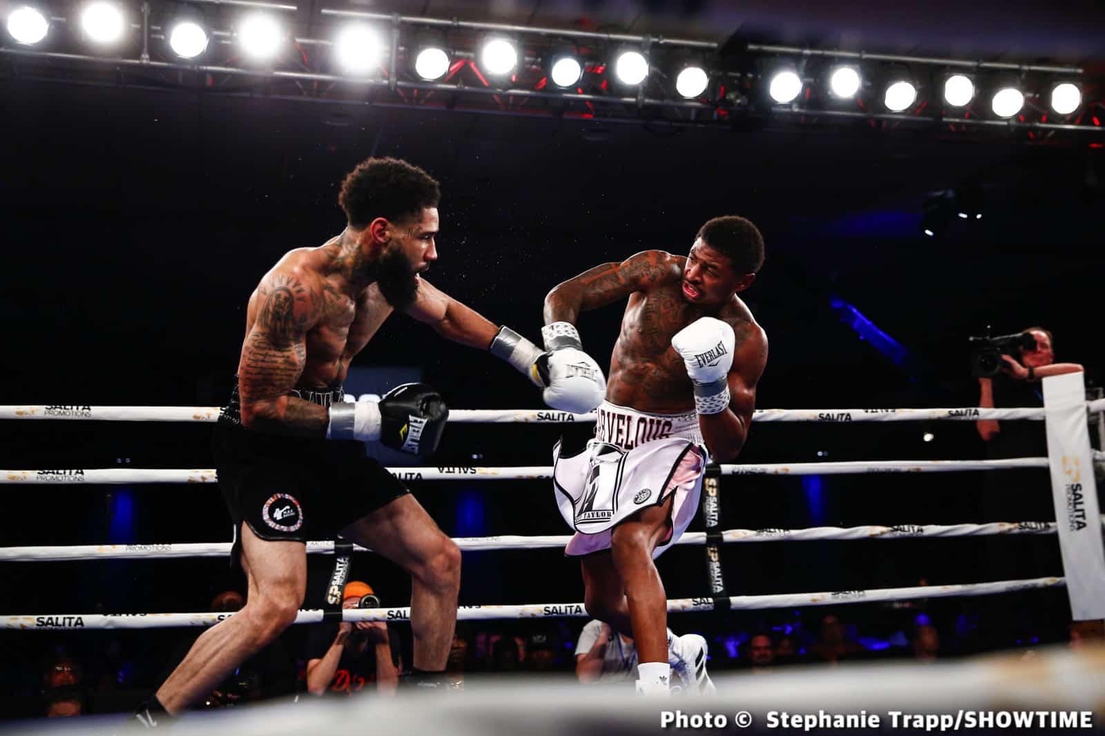 Sena Agbeko Upsets Top Prospect Isaiah Steen - Boxing Results