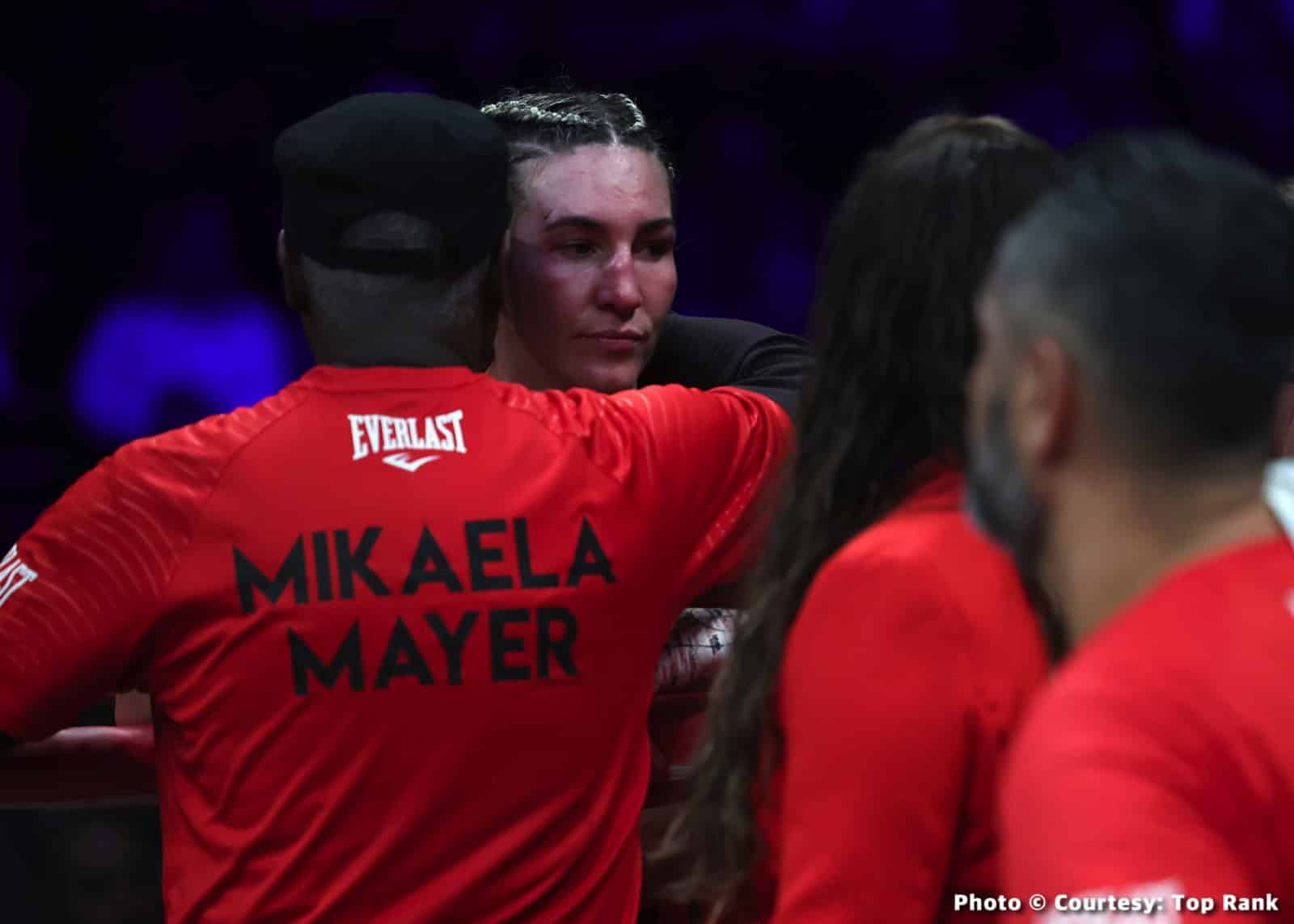 Photos: Alycia Baumgardner Edges Mikaela Mayer by Split Decision