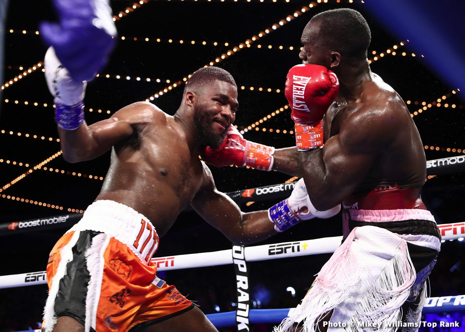 Photos: Lomachenko defeats Ortiz, Ramirez KOs Romero