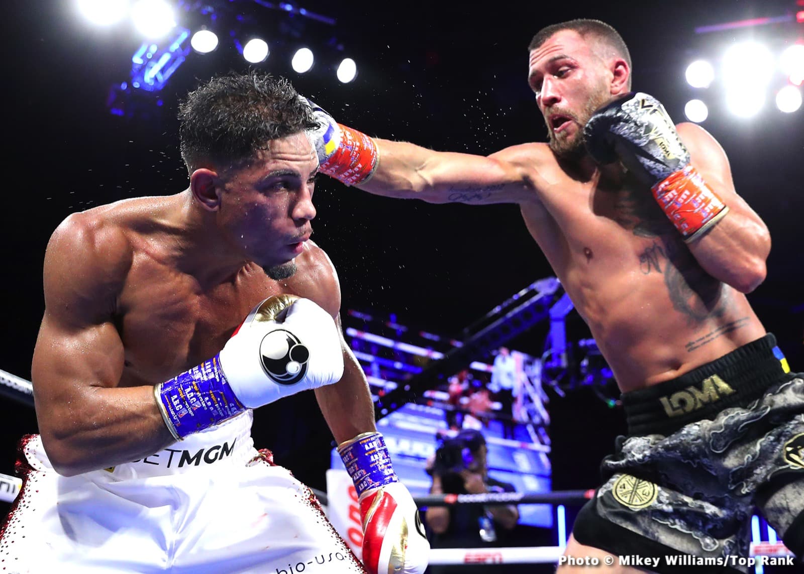 Lomachenko live online
