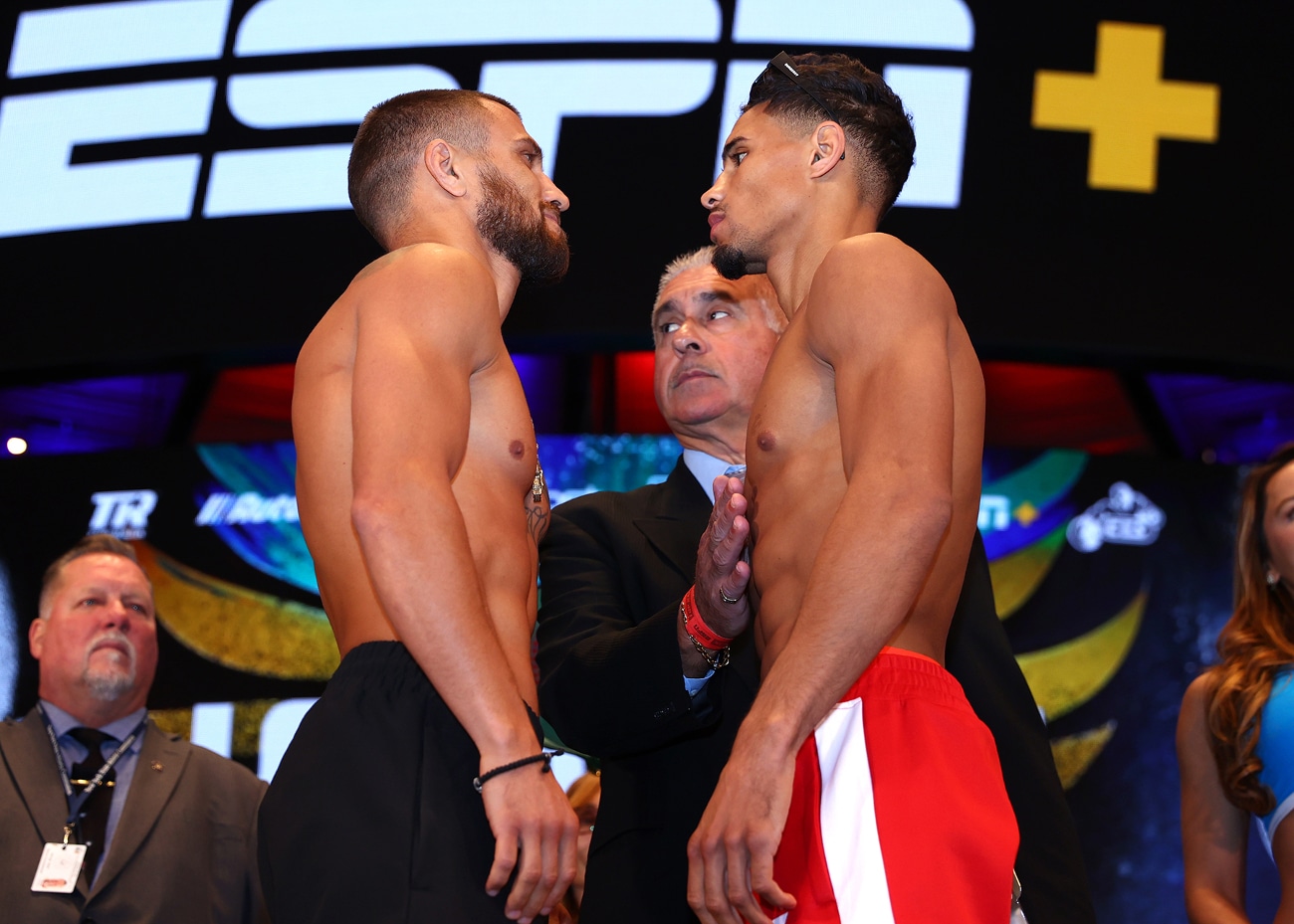 Vasiliy Lomachenko 134.6 lbs vs. Jamaine Ortiz 134 lbs - Weights for Saturday on ESPN+