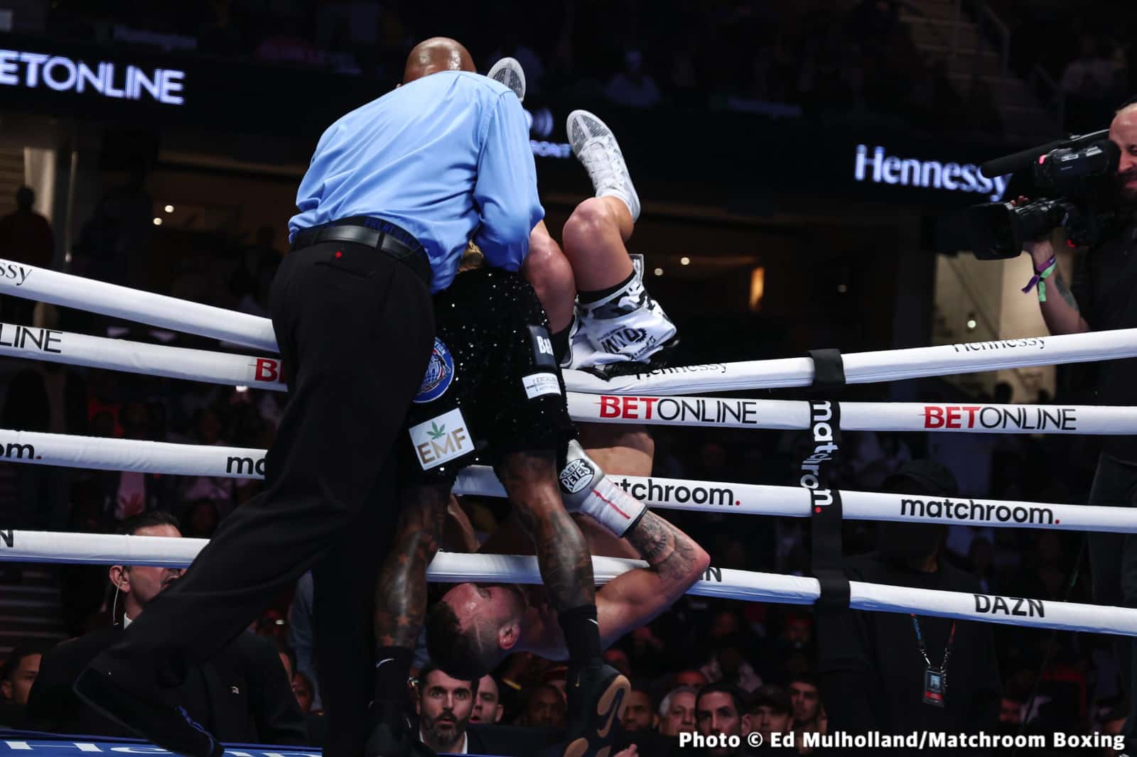 Montana Love throws Steve Spark out of ring, gets disqualified