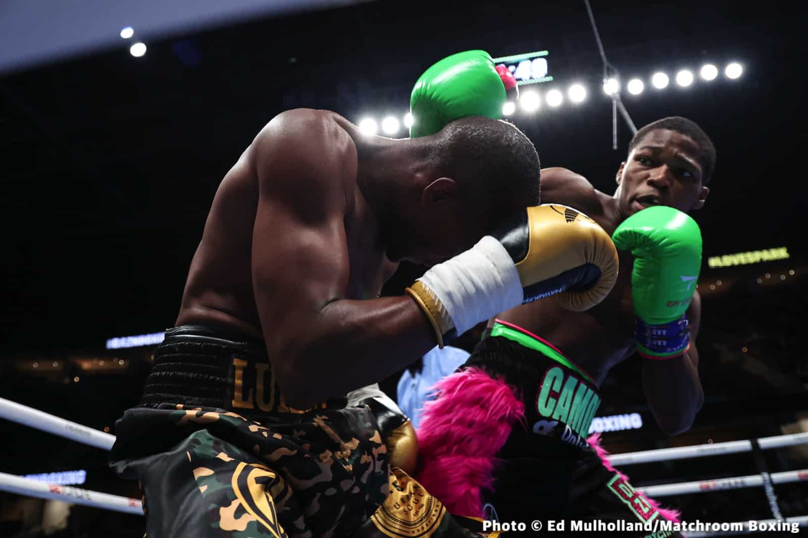 Photos: Spark leaves the ring during clinch and Montana Love pays heavy price