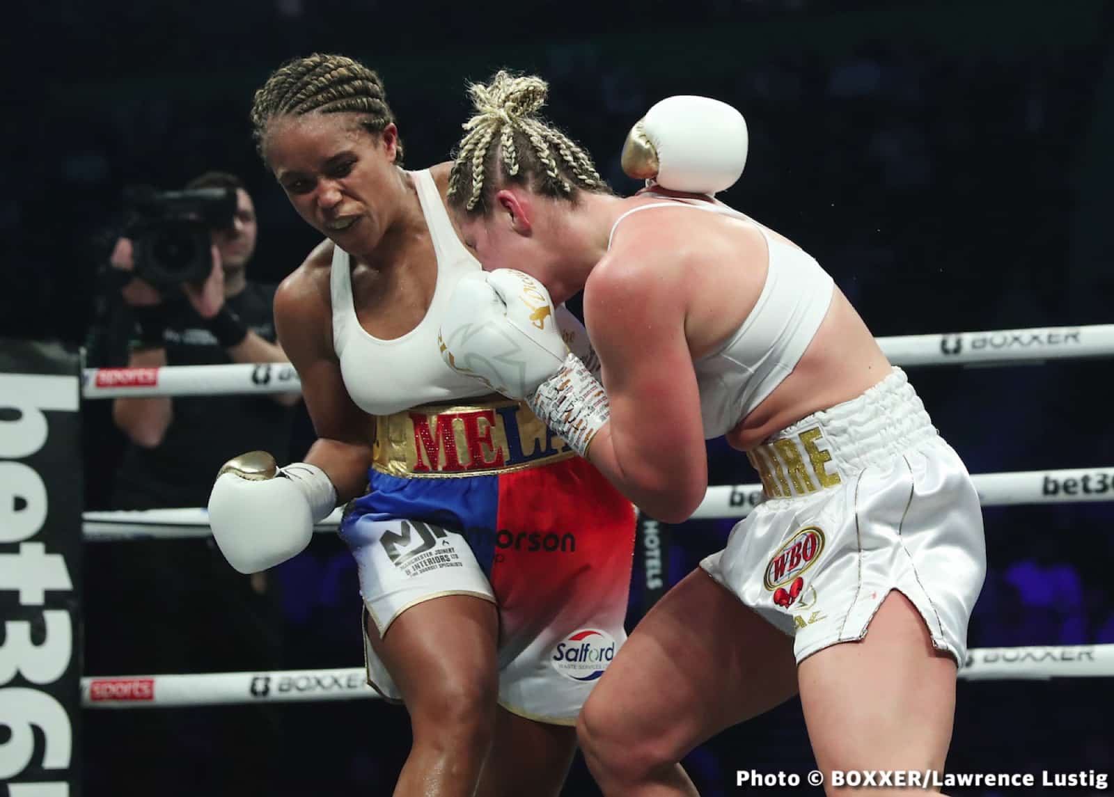 Photos: Natasha Jonas defeats Marie Eve Dicaire