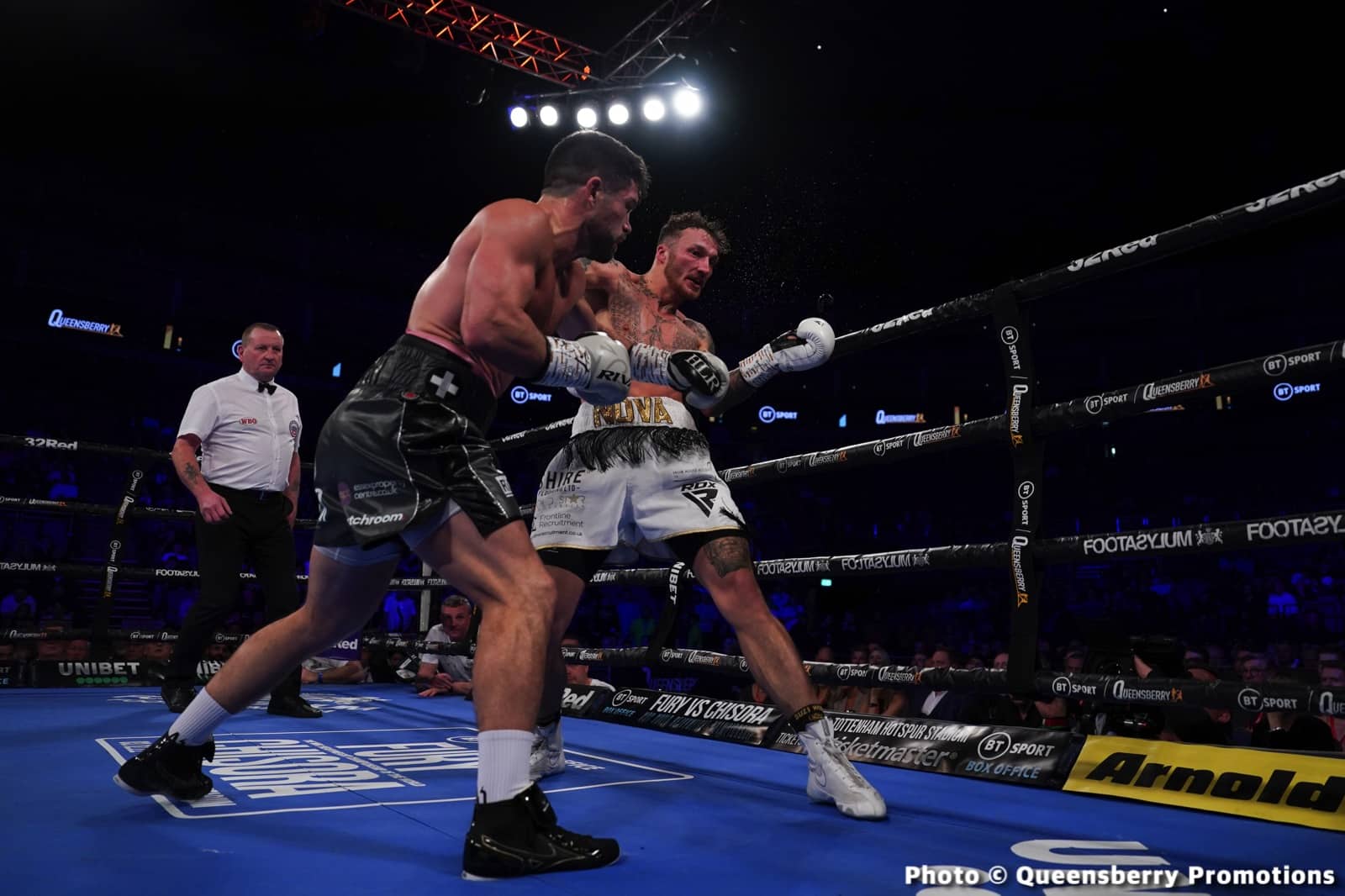 John Ryder beats Zach Parker - Boxing Results