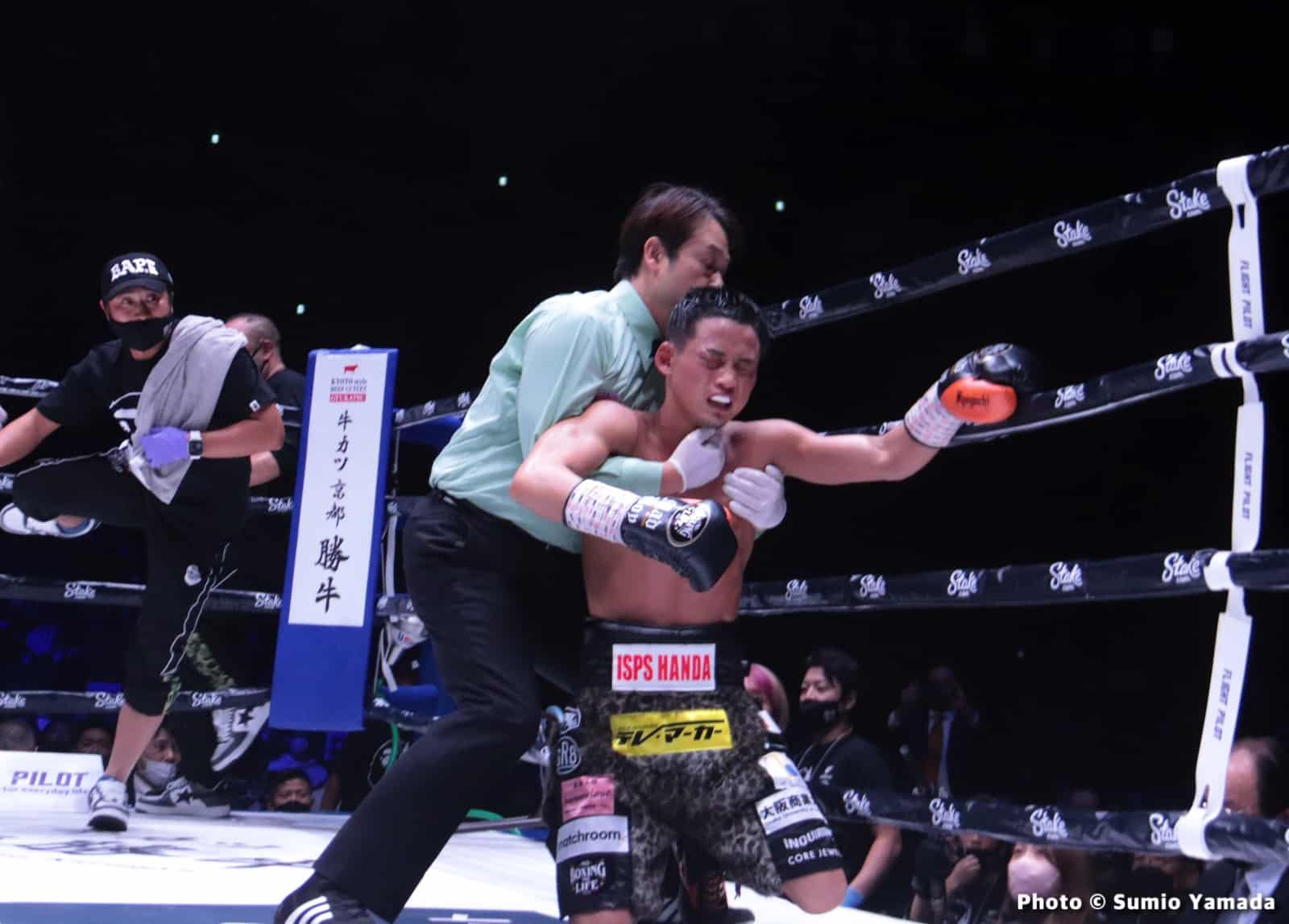 Kenshiro Teraji Stops Hiroto Kyoguchi To Unify WBC/WBA Light-Flyweight Titles