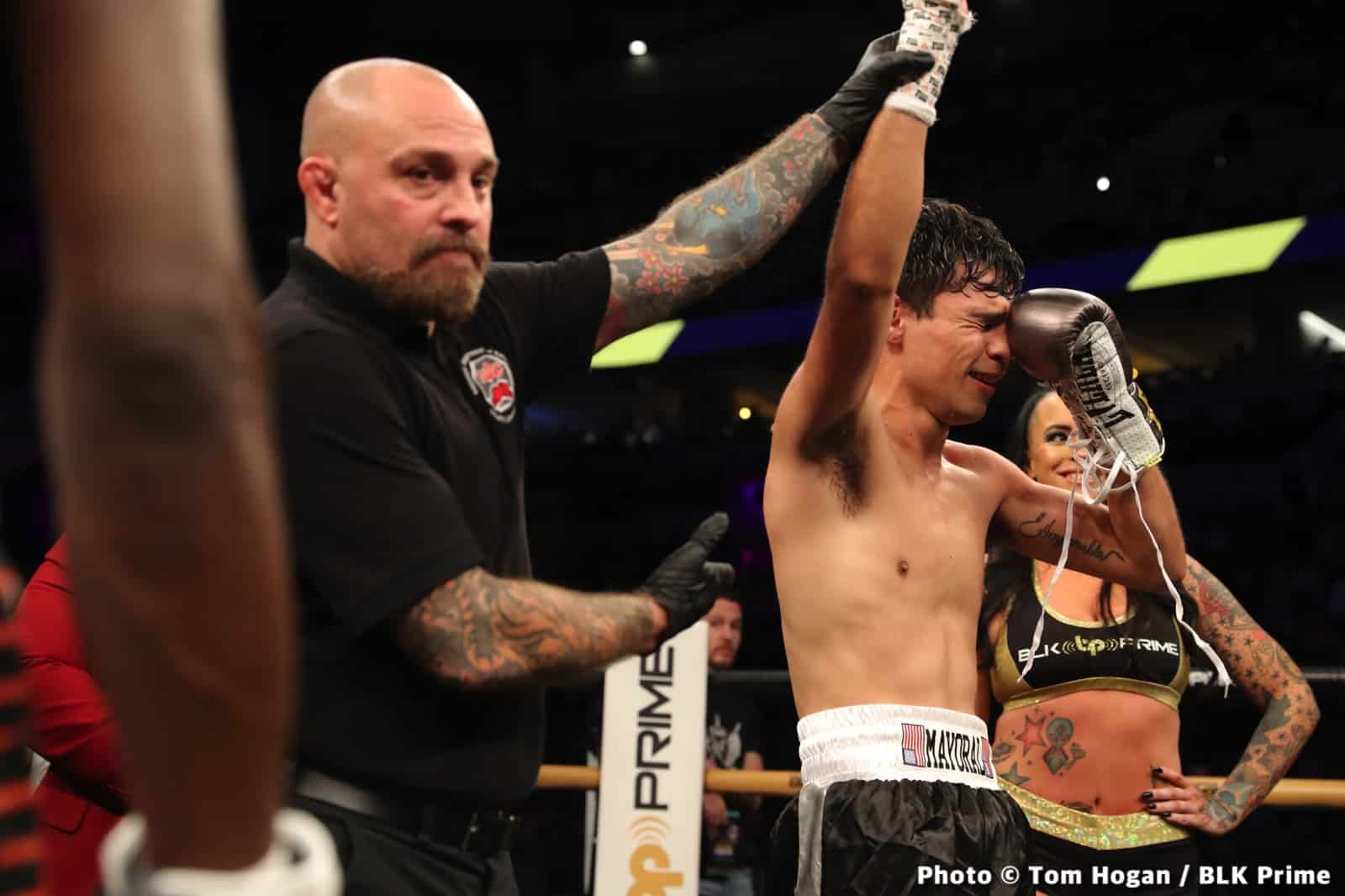 Photos: Crawford Punishes Avenesyan In Omaha