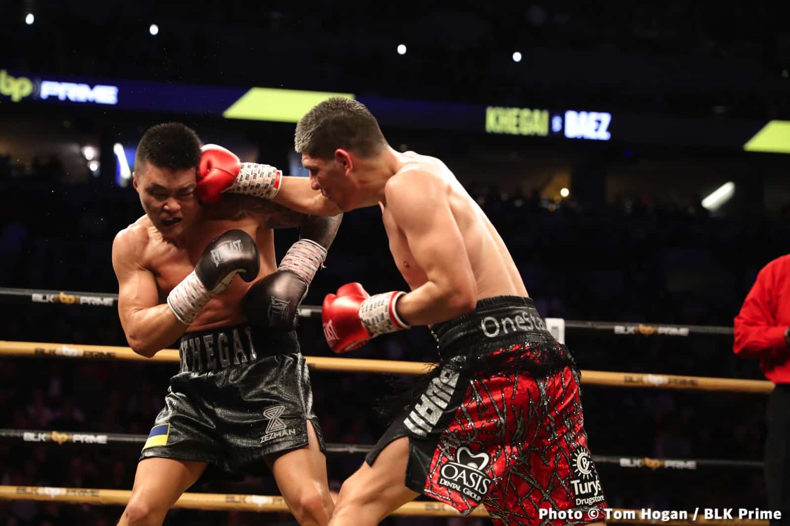 Photos: Crawford Punishes Avenesyan In Omaha