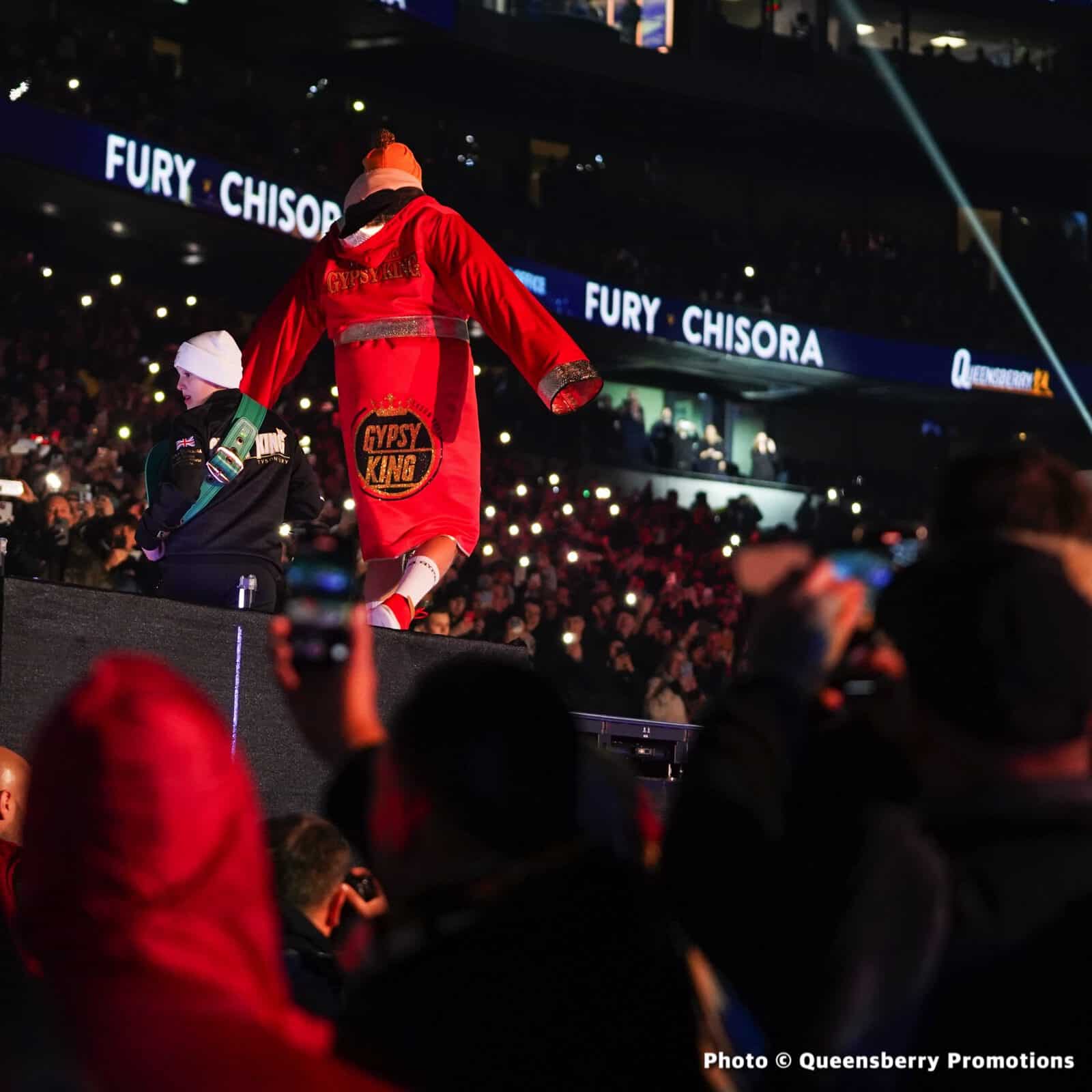 Boxing photo: Derek Chisora, Tyson Fury image Photos: Tyson Fury defeats Derek Chisora at Tottenham Stadium