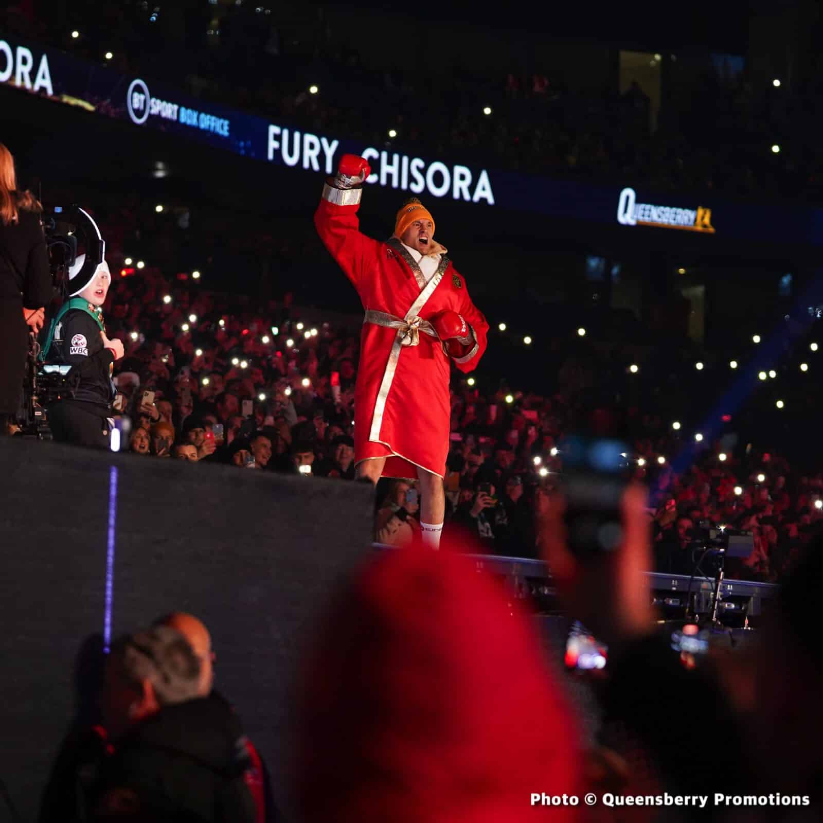 Boxing photo: Derek Chisora, Tyson Fury image Photos: Tyson Fury defeats Derek Chisora at Tottenham Stadium