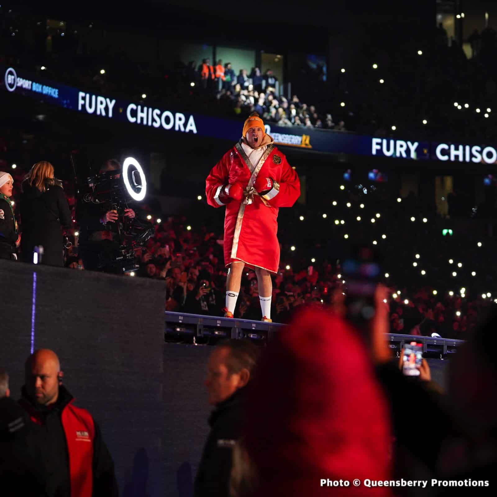 Boxing photo: Derek Chisora, Tyson Fury image Photos: Tyson Fury defeats Derek Chisora at Tottenham Stadium