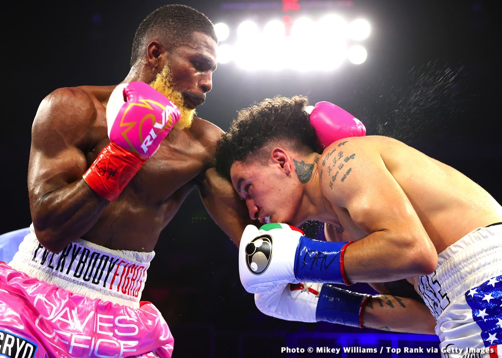 Photos: Efe Ajagba defeats Stephan Shaw