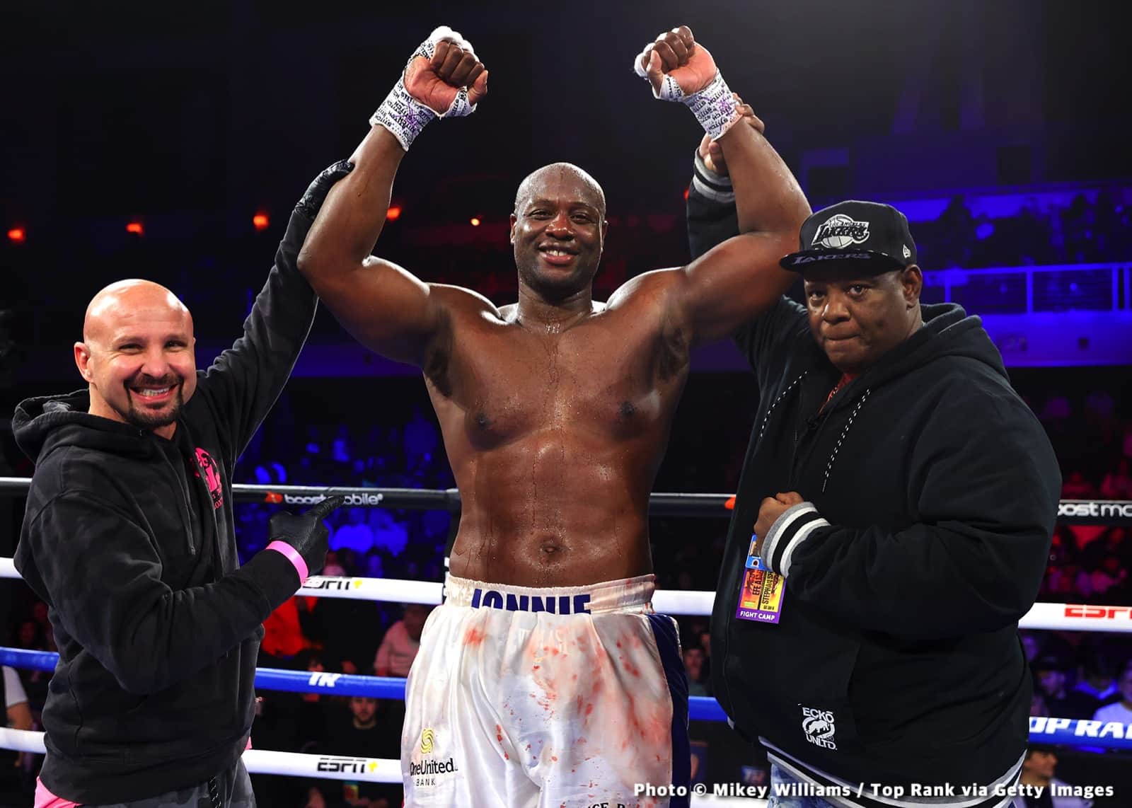 Photos: Efe Ajagba defeats Stephan Shaw
