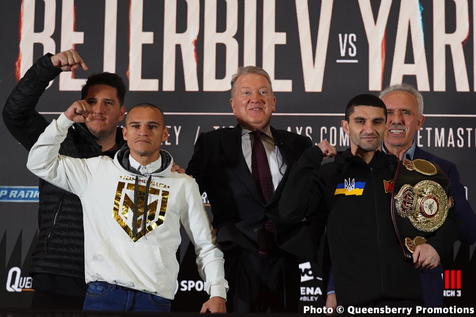 Photos: Artur Beterbiev Stops Yarde in 8