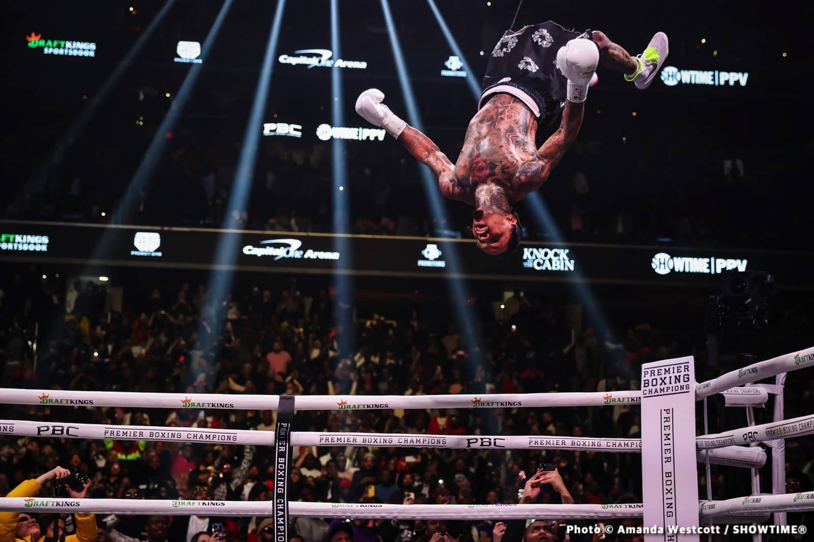 “Tank” Davis Shells Garcia to Force a Corner Stoppage