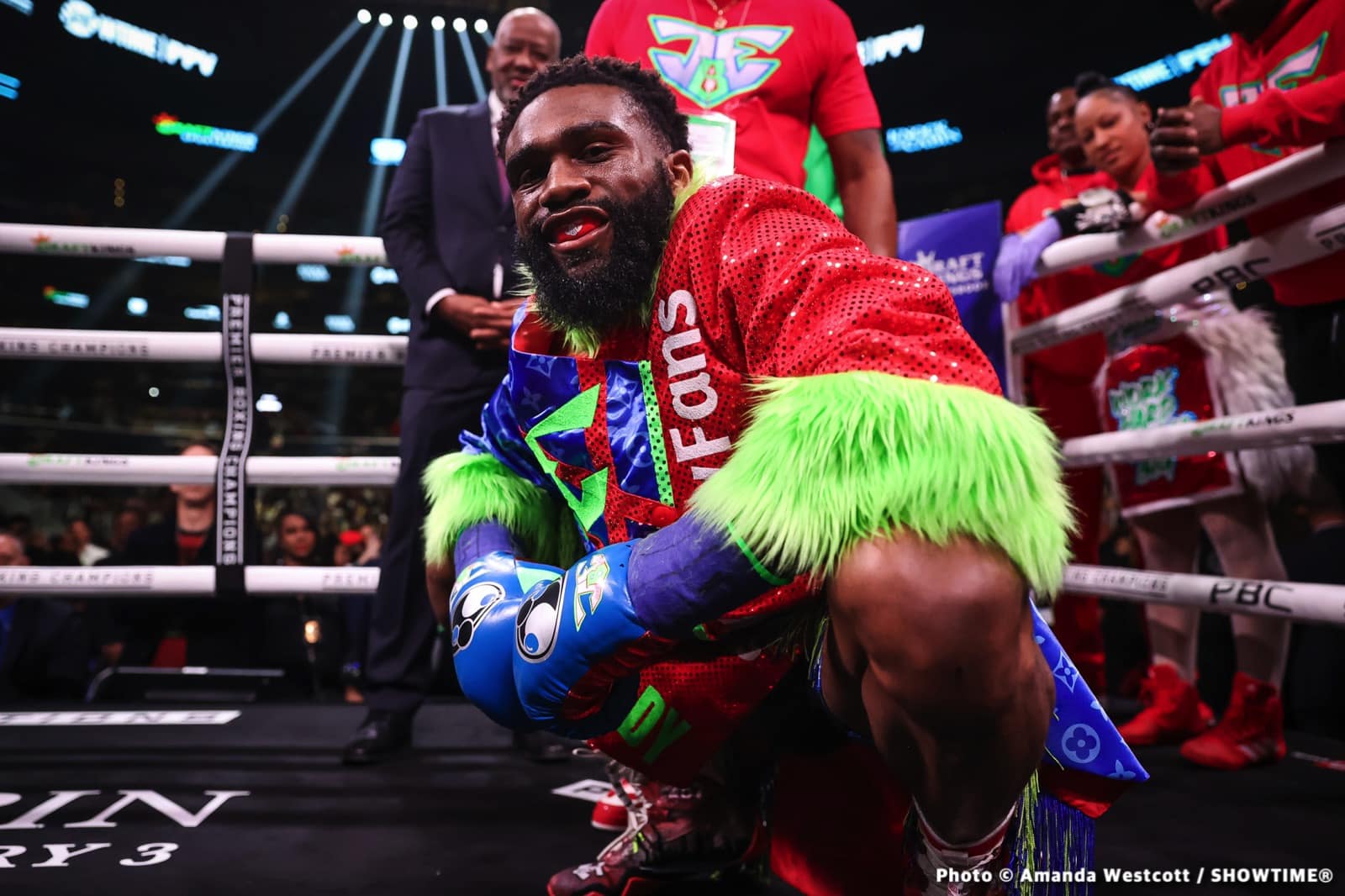 Photos: Tank Davis, Boots Ennis, Andrade & Villa Score Wins In DC