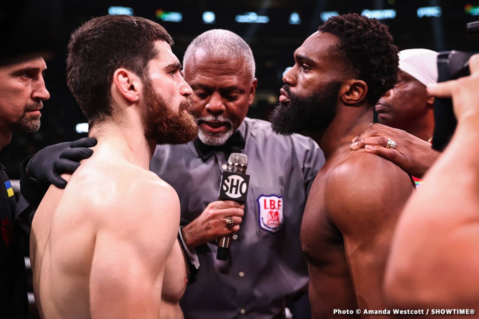 Photos: Tank Davis, Boots Ennis, Andrade & Villa Score Wins In DC