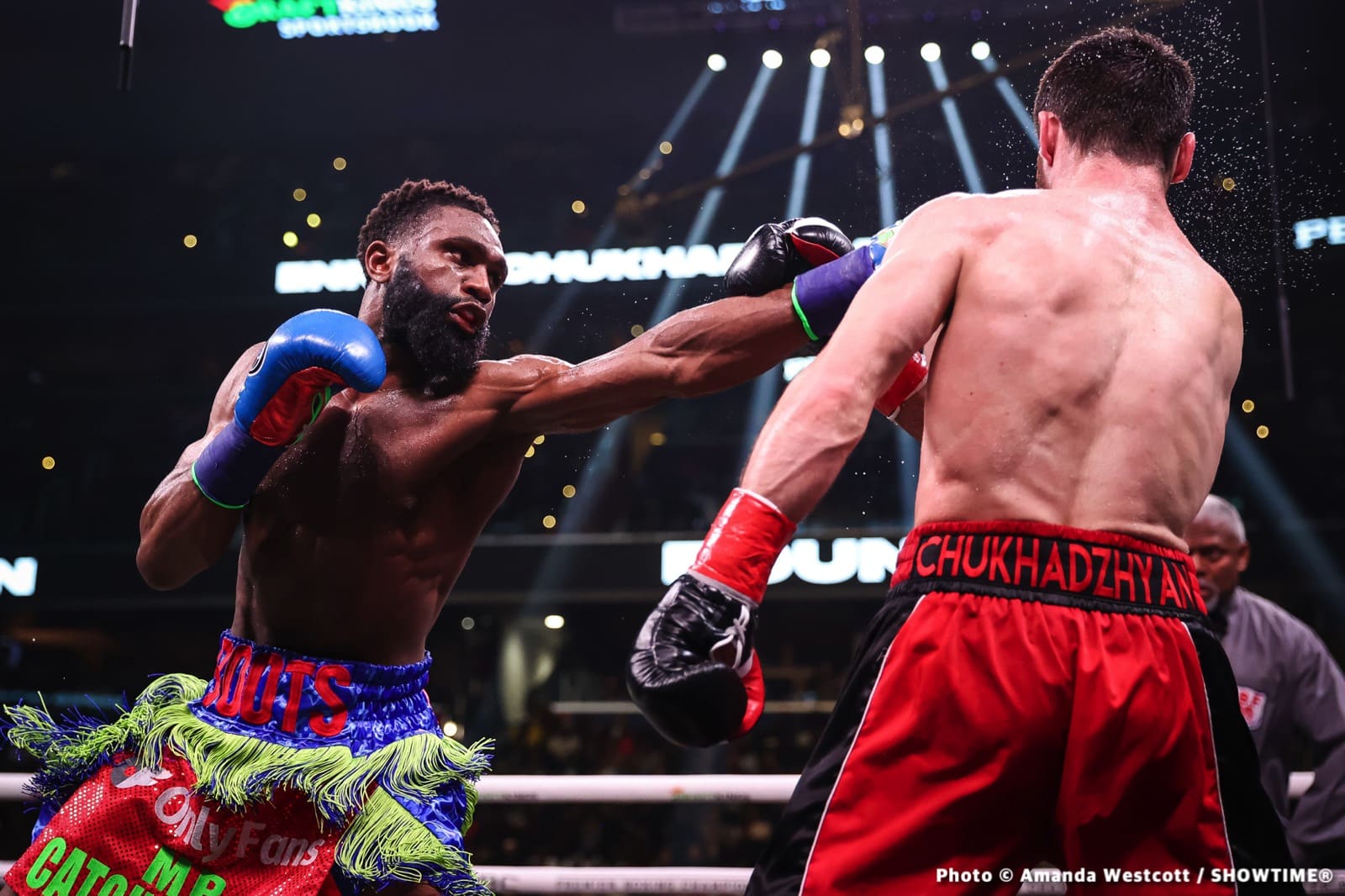 Gervonta Davis stops Garcia & Jaron Ennis defeats Chukhadzhian - Boxing Results