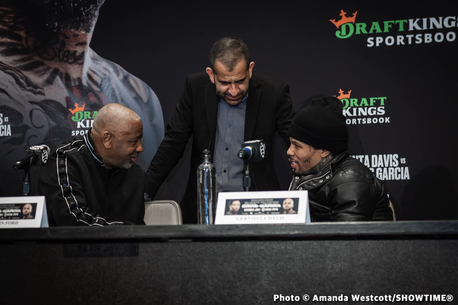Ennis - Chukhadzhian, Andrade - Nicholson on Showtime PPV - Jan. 7