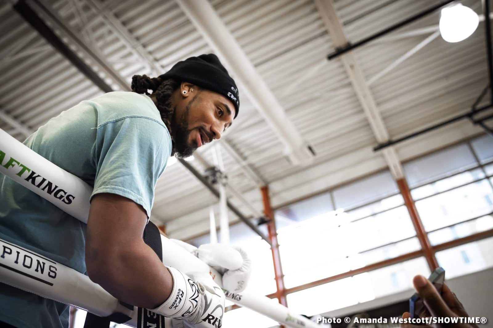 Boxing photo: Demetrius Andrade, Gervonta Davis, Hector Garcia, Jaron Ennis, Rashidi Ellis image Photos: Tank Davis, Boots Ennis, Andrade & Villa Score Wins In DC
