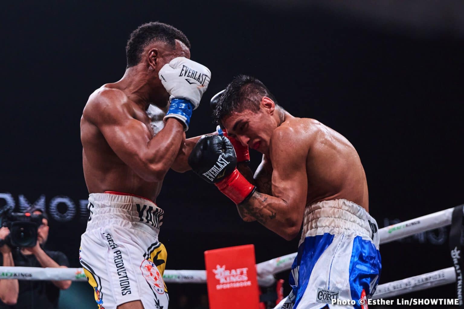 Matias stops Ponce in 5th, captures IBF 140-lb title - Boxing results