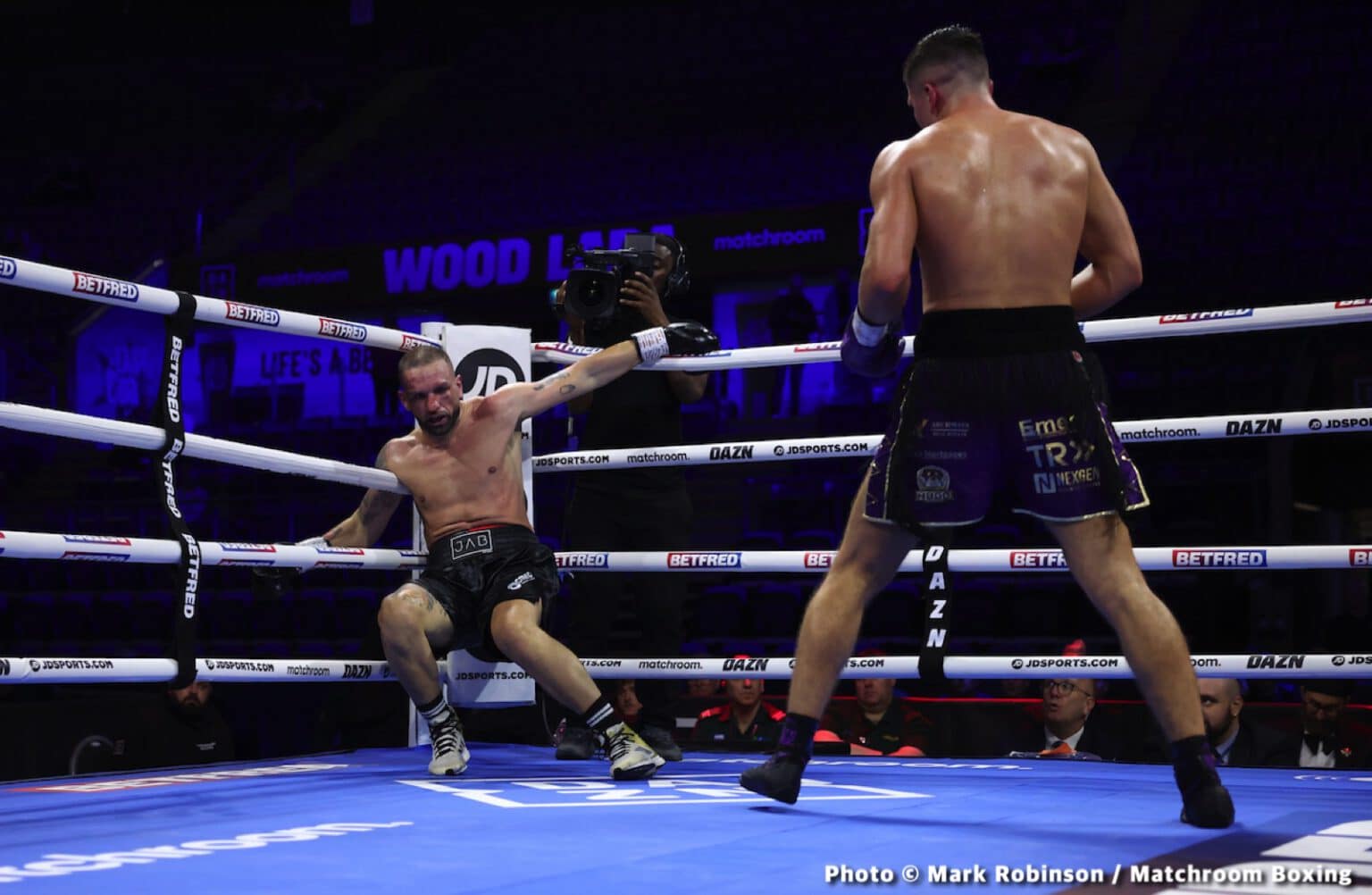 Tonight: Wood vs. Lara - Live Results