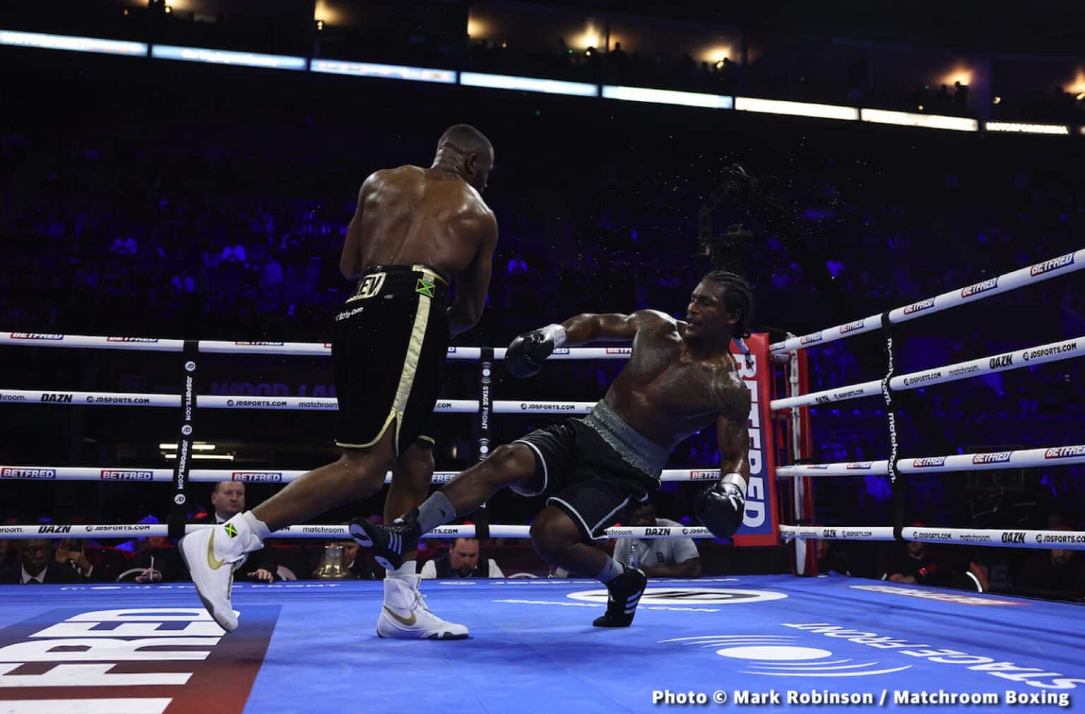 Tonight: Wood vs. Lara - Live Results
